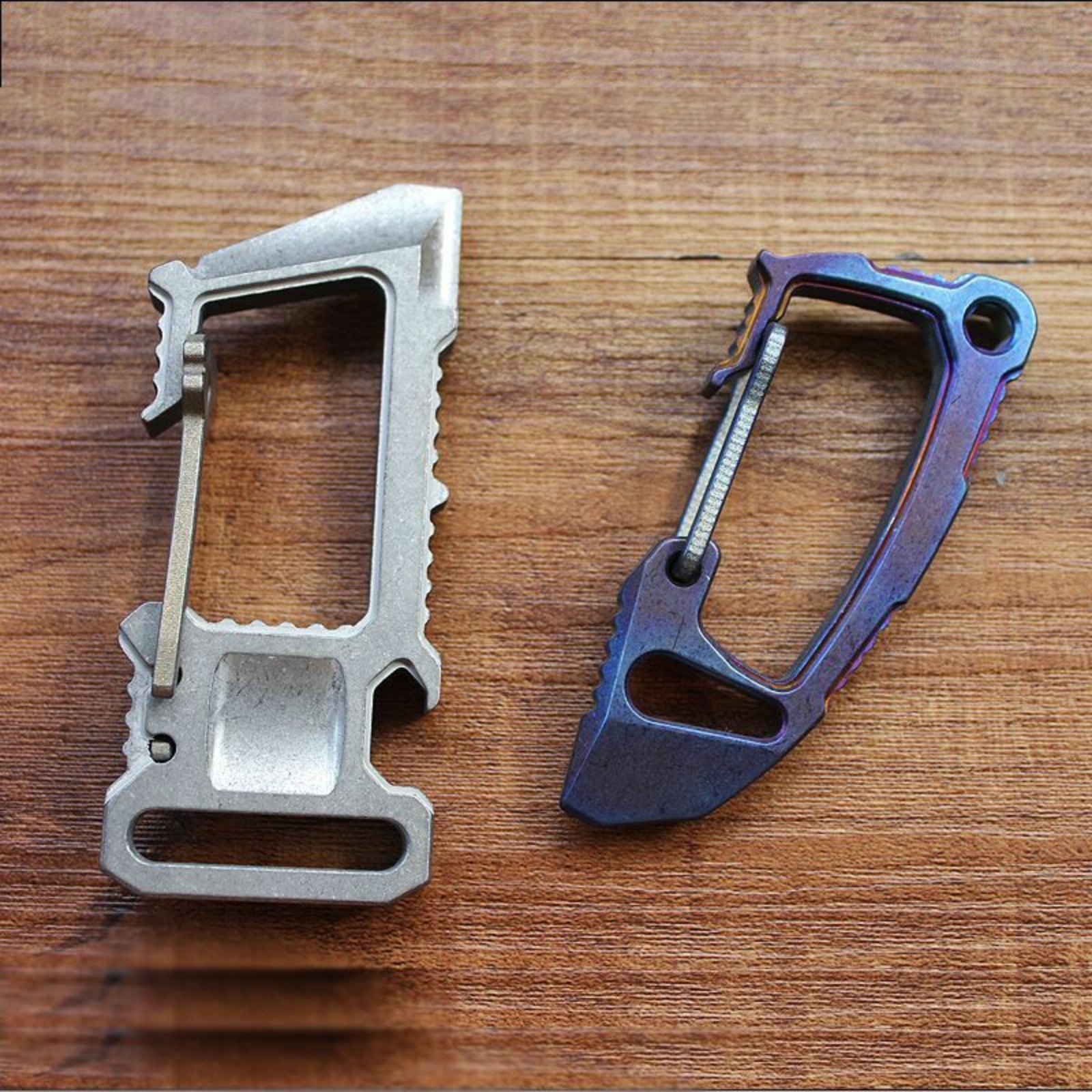 Titanium Alloy Multi-purpose Tool EDC Key Chain Hang up Carabiner Pry Bar Opener