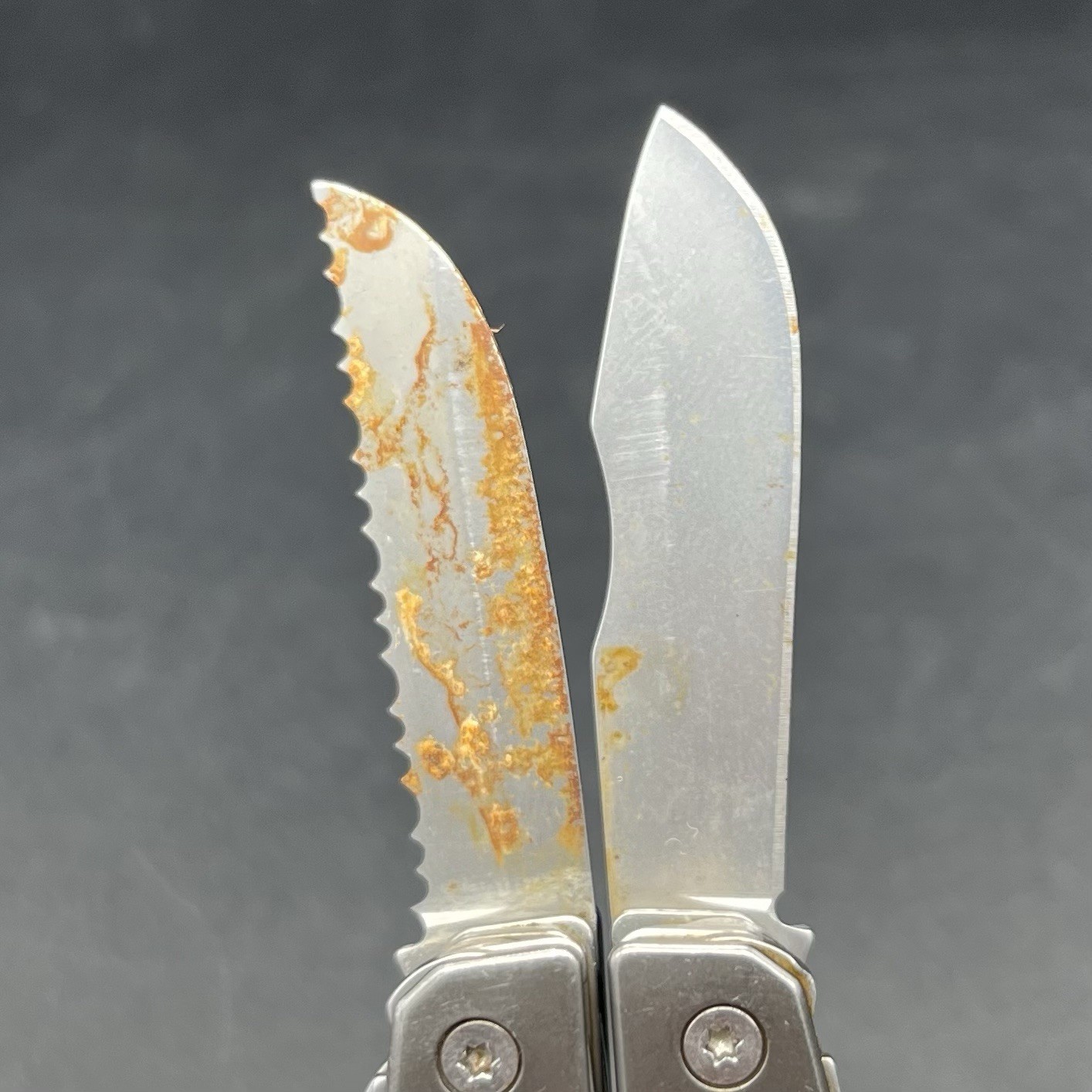 Gerber Bear Grylls Compact Multi-Tool Pliers Knife Tweezers