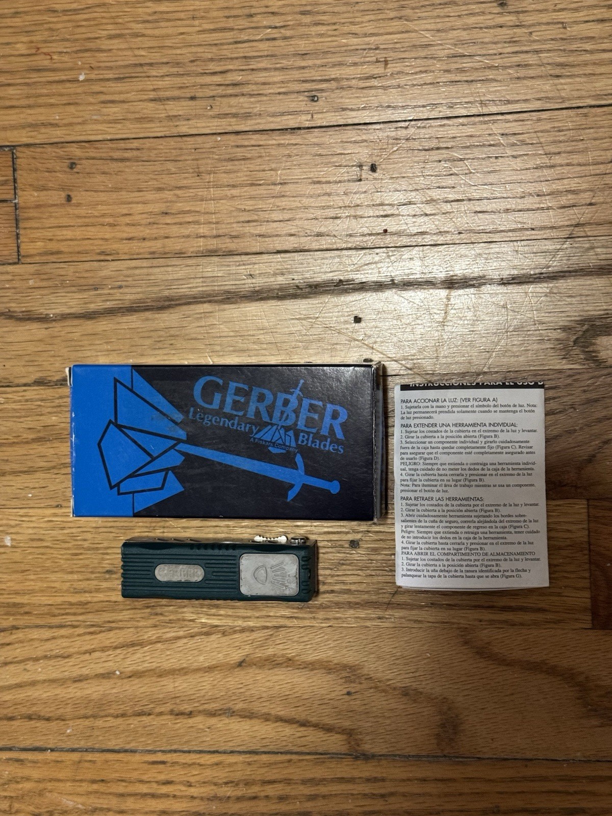VTG Discontinued Gerber Multi-Lite Green 07205 w/ Box & Insert – Needs Battery
