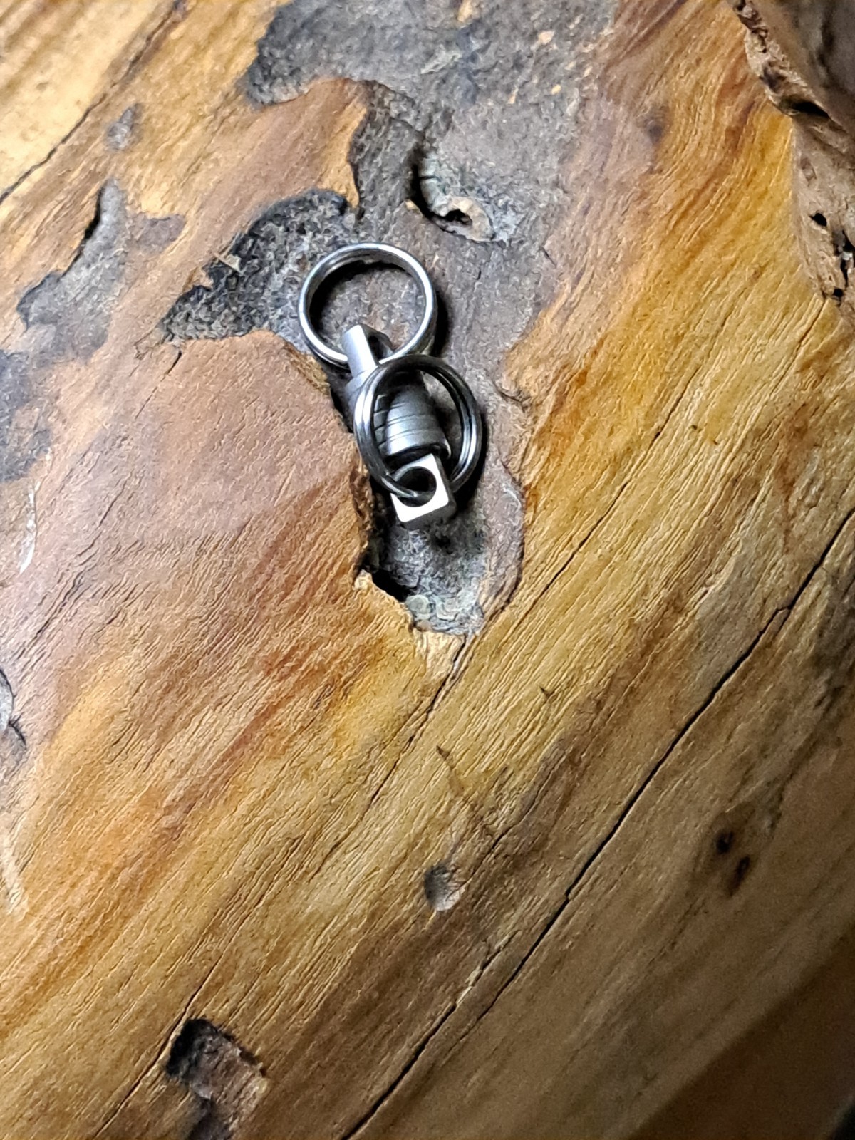 Pro Super Mini Series Titanium Swivel With 12mm Titanium Keyrings