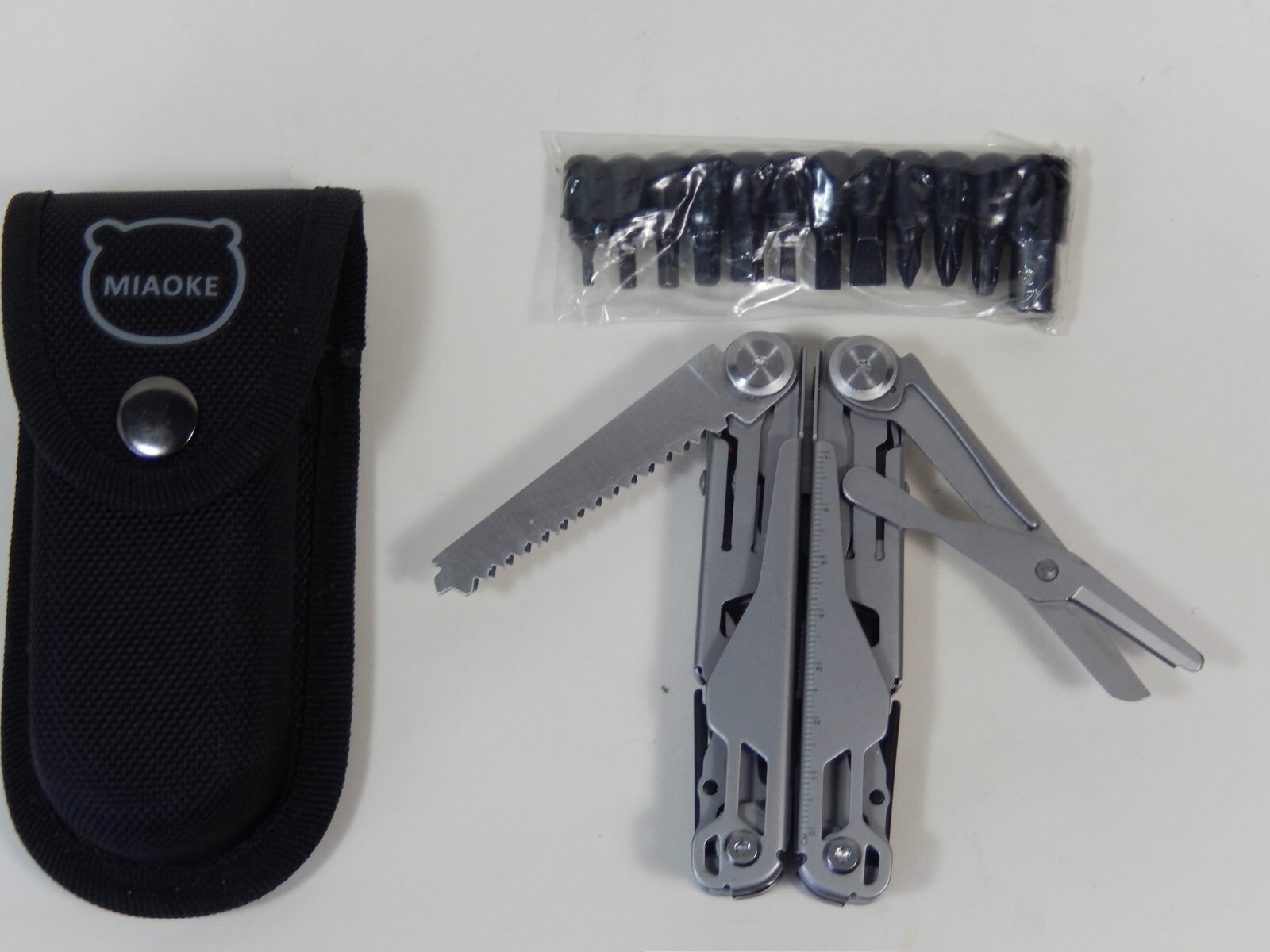 Maioke Tool Co Multi-Tool W/ Pliers and 9 Blades + Adaptor & Bits