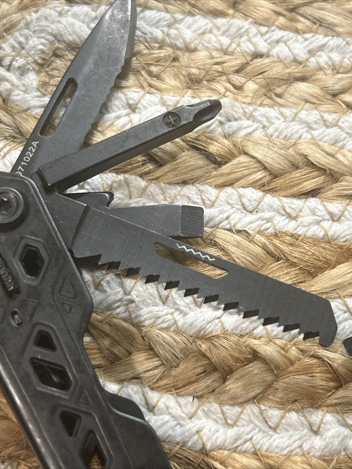 Gerber Truss Multi Tool with Sheath