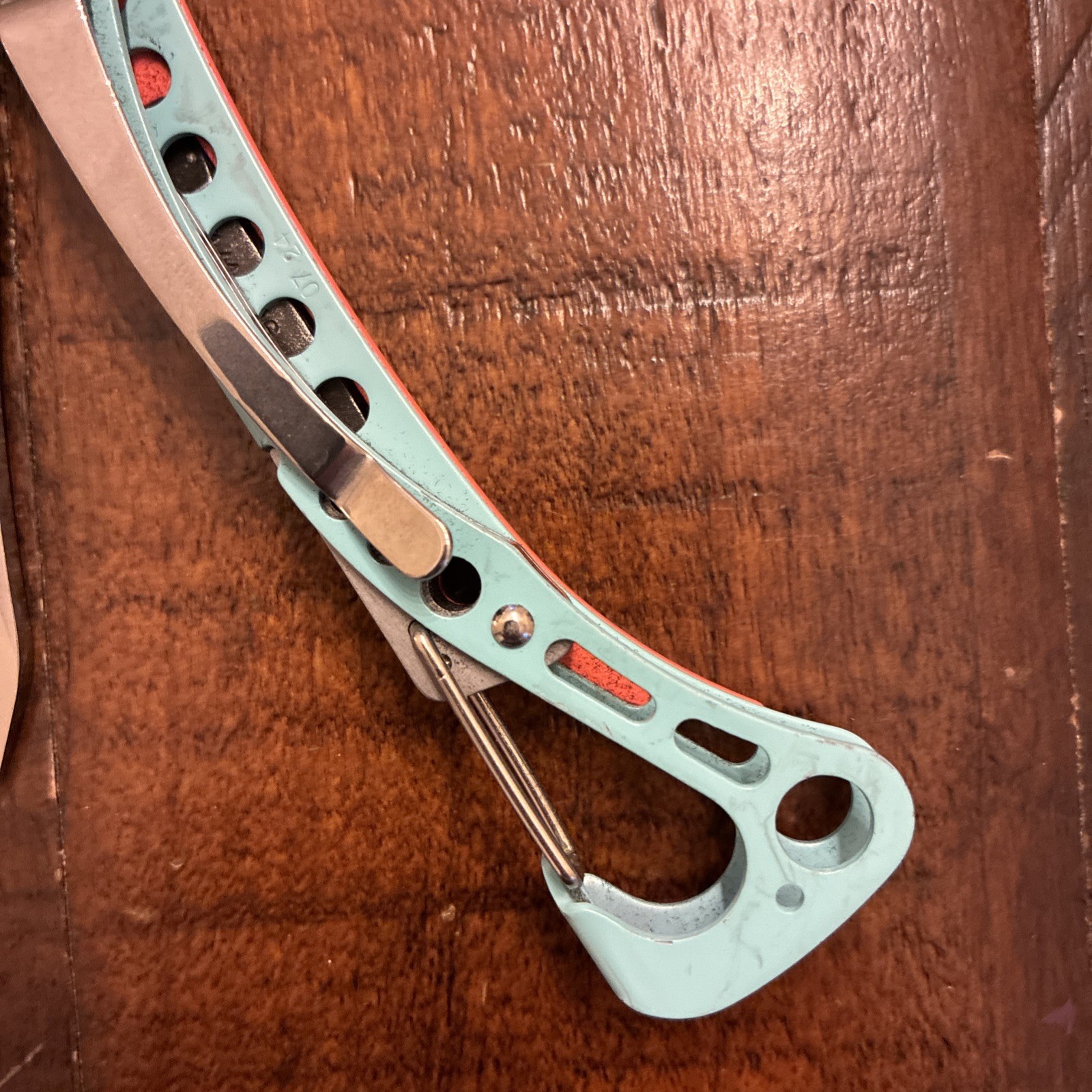 Leatherman Skeletool CX Paradise Multi Tool Straight Blade – Excellent