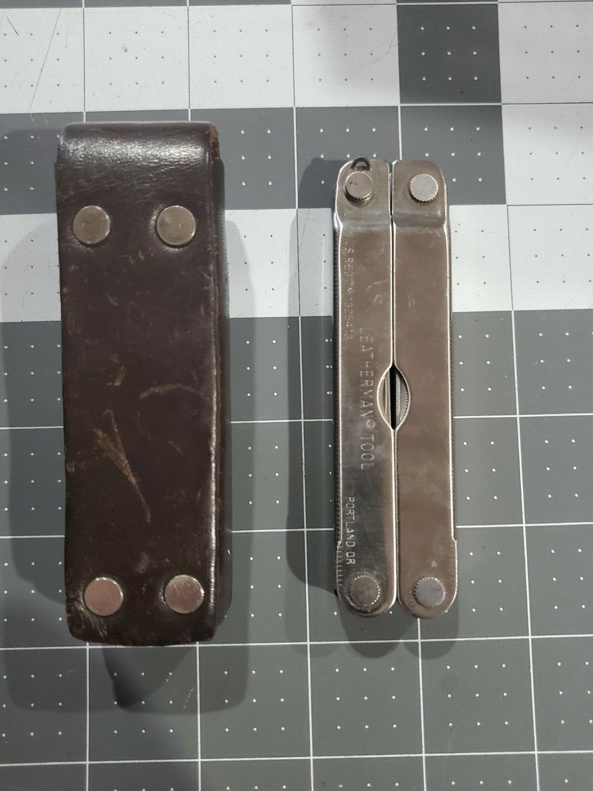 VINTAGE LEATHERMAN MULTI-TOOL US. REG. TM 1325473 PORTLAND OR.
