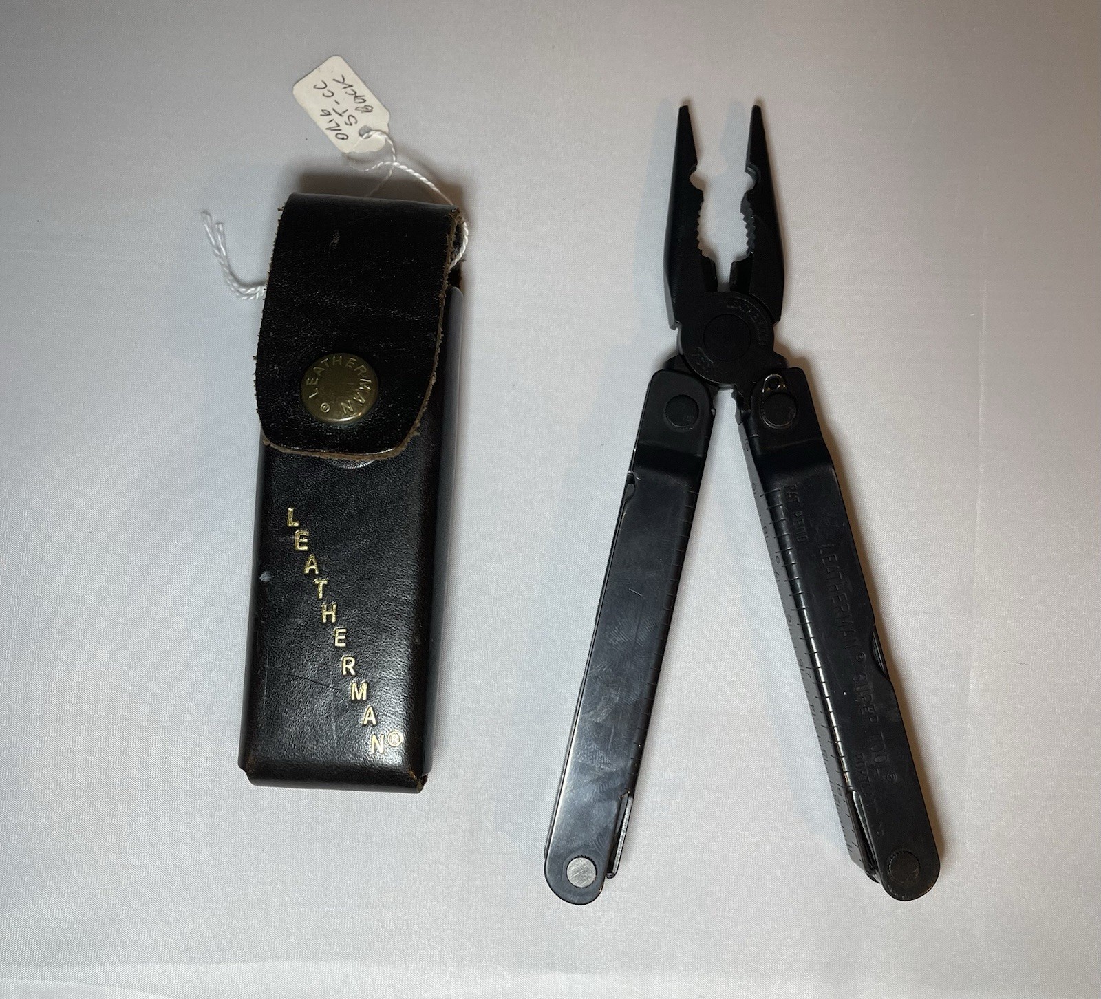LM160 Leatherman Super Tool Black DLC Finish W/ Sheath
