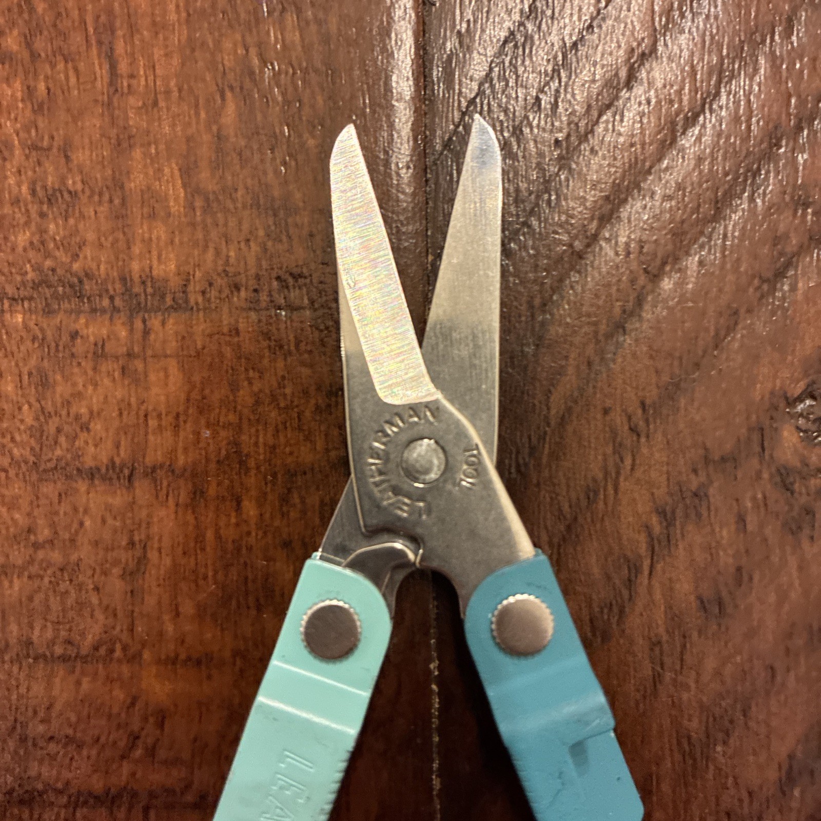 Leatherman Micra Parakeet 10 in 1 Multitool Anodized Aluminum – 06/25