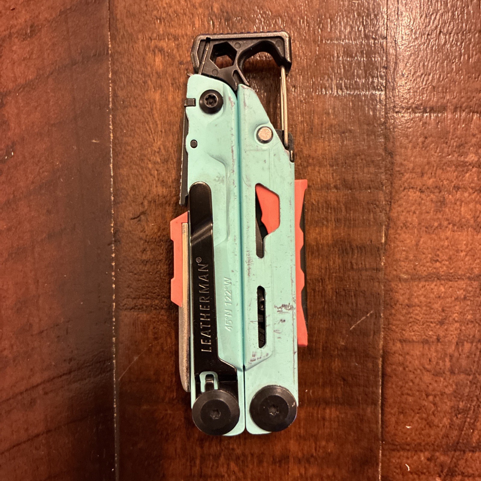 Leatherman Signal Multi-Tool Aqua – Excellent