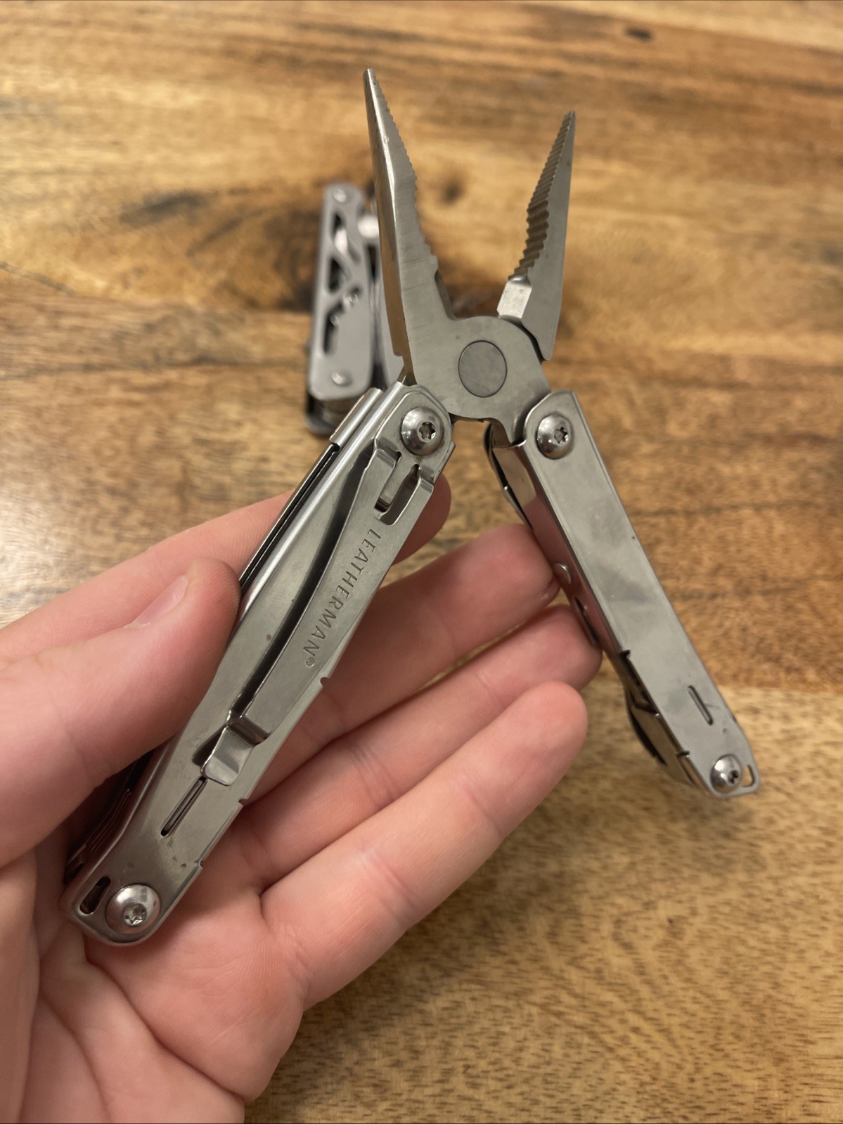 Leatherman Wingman Stainless Steel Multi Tool with Pocket Clip