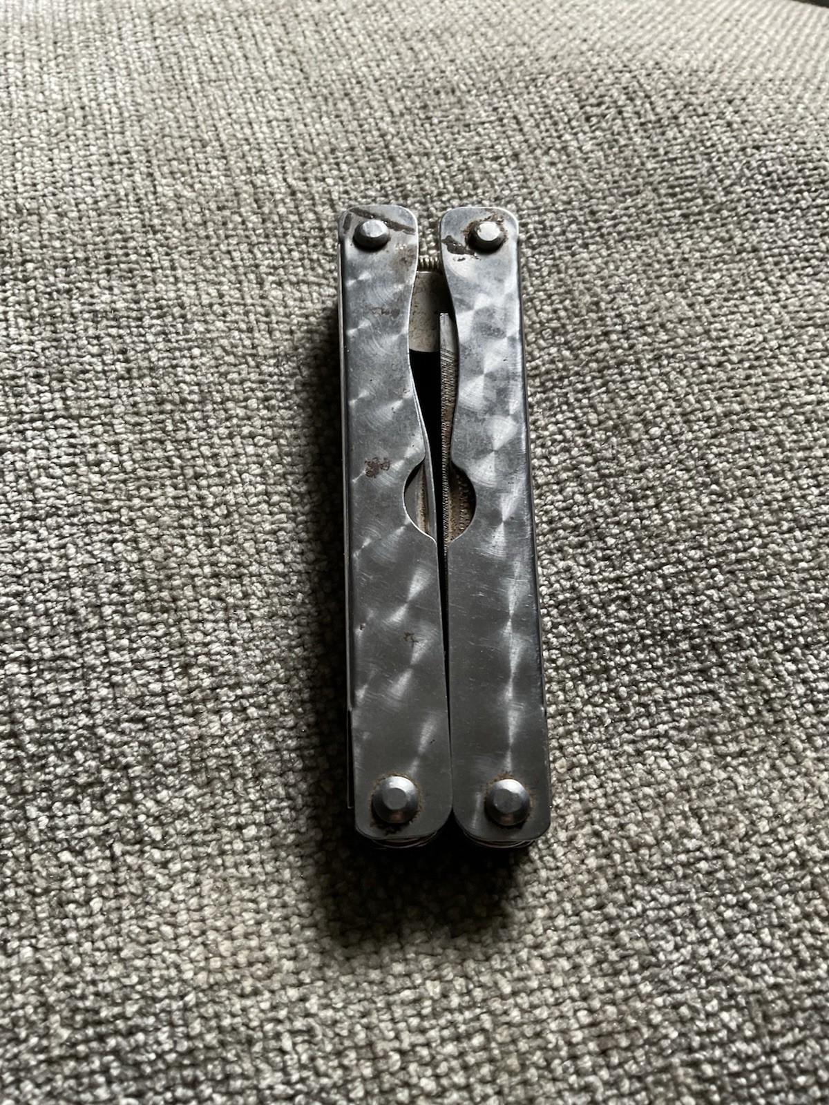 Multi-tool Unbranded Vtg See Pics With Black Leather Case