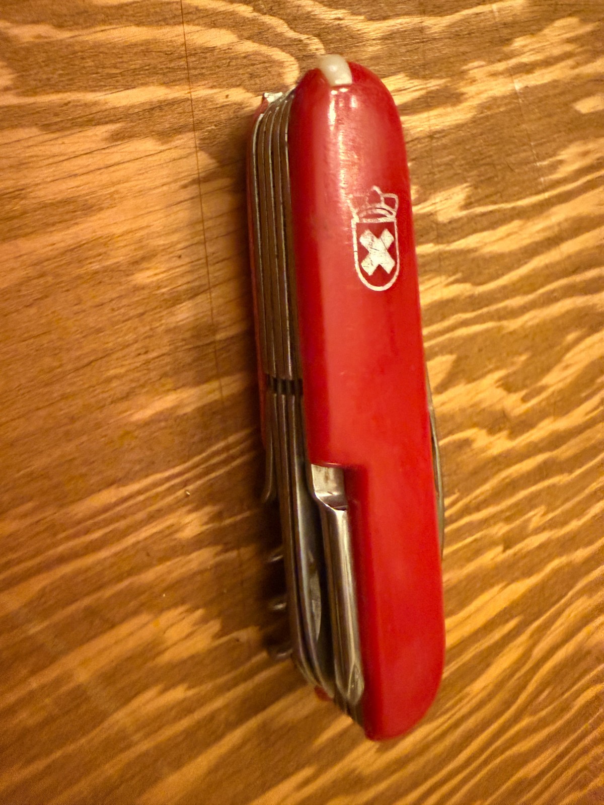 Royal Crest 16 Function Pocket Knife Multi Tool Red