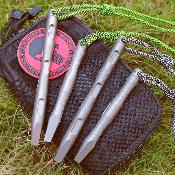Hot EDC Solid Titanium Alloy Keychain Pry Bar Pendant Crowbar Outdoor Multi Tool