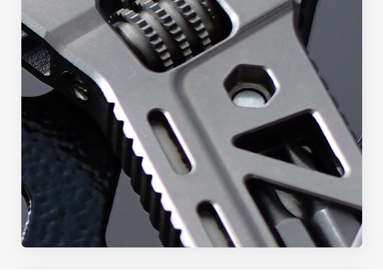 EDC Alloy Multi Tools Adjustable Wrench Pocket Outdoor Camping Keychain