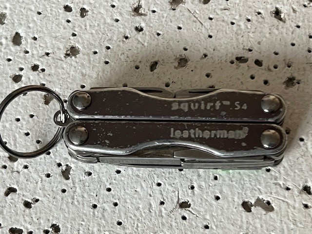 Retired Leatherman SQUIRT S4 Keychain Multi Tool Grey —-