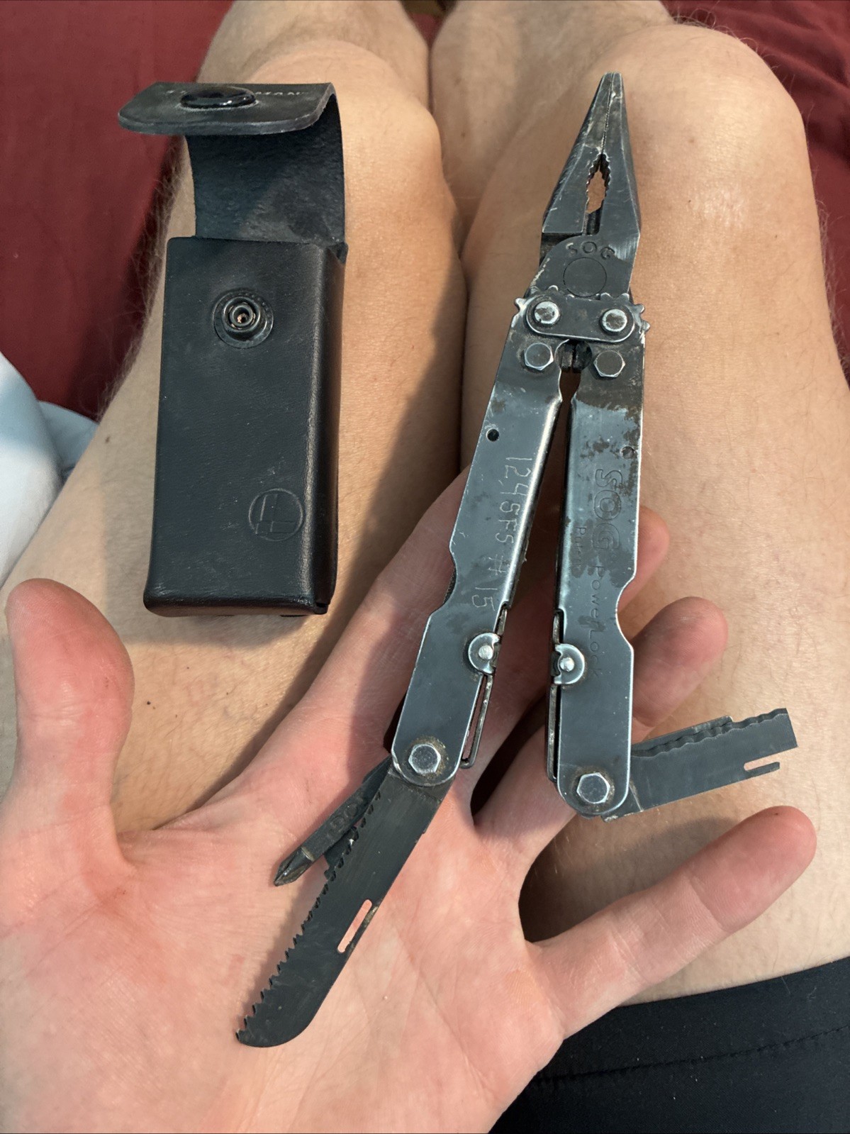SOG PowerLock Multi-Tool Pocket Knife Pliers Leatherman Sheath