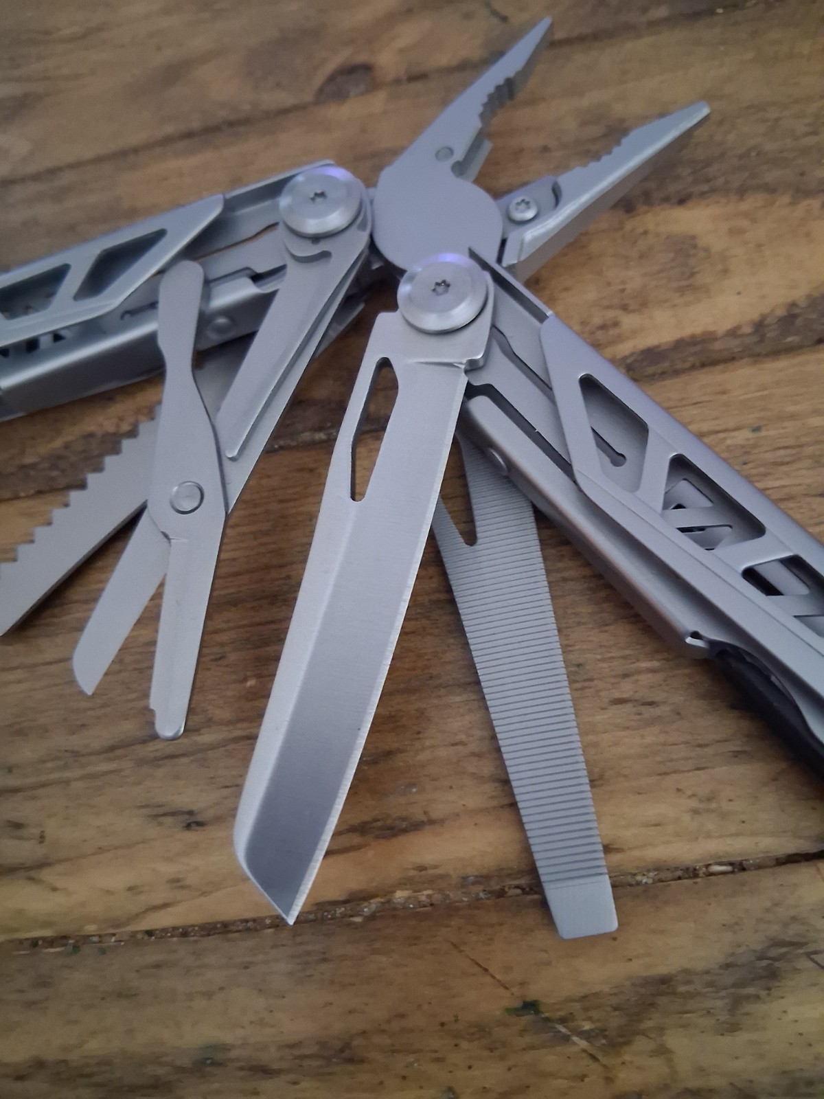 Ascent 15 in 1 Multitool Handymans Best Tool 0 stainless steel