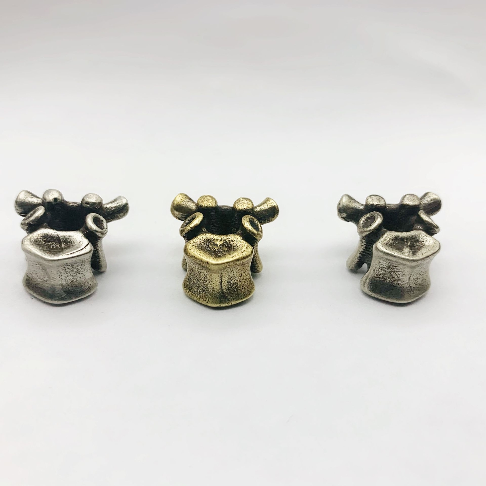 EDC Brass Cupronickel Knife Bead Mini Decorations Multif Pendants A Rope Pendant