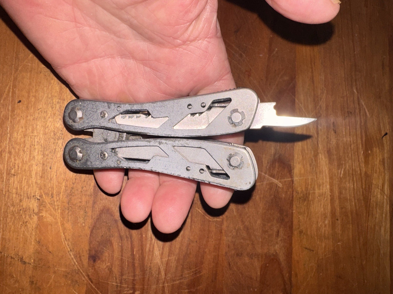 Stanley 12 In 1 Multi Tool. Last Photo Shows All Tools That Are Included. NICE.