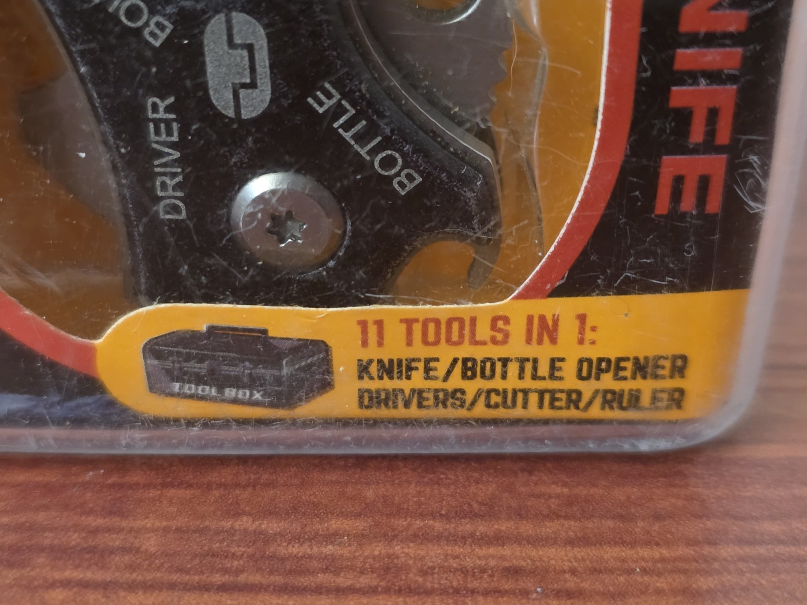 True Utility Smart Knife Multi-Tool & Weatherproof Hard Case /11 Tools In 1. NEW