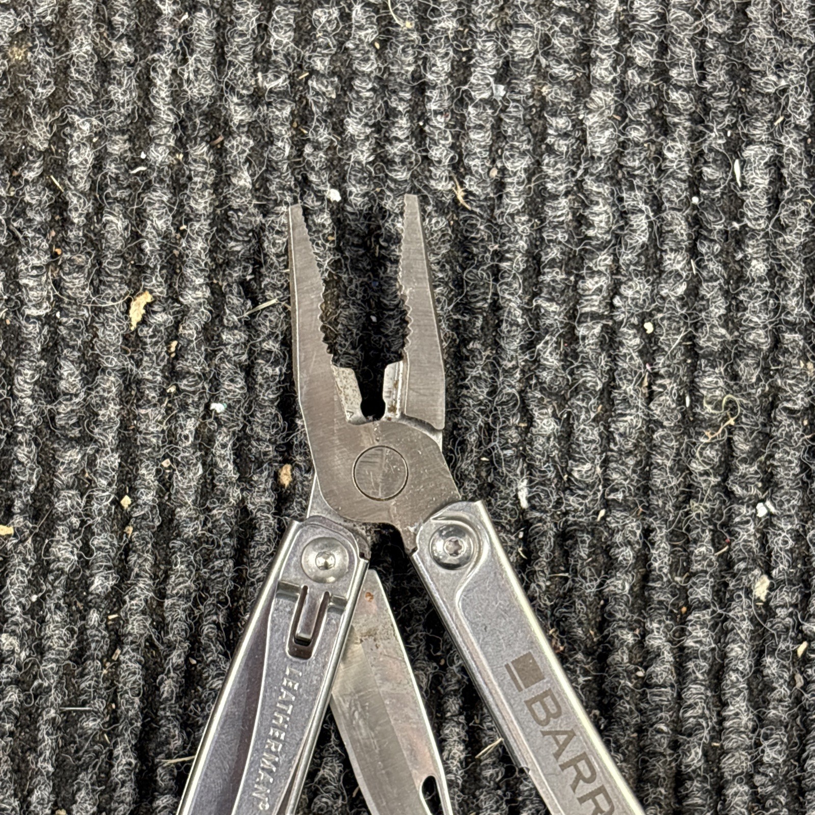 Leatherman Rev 3.8″ Multi-Tool, Stainless! USED (044)