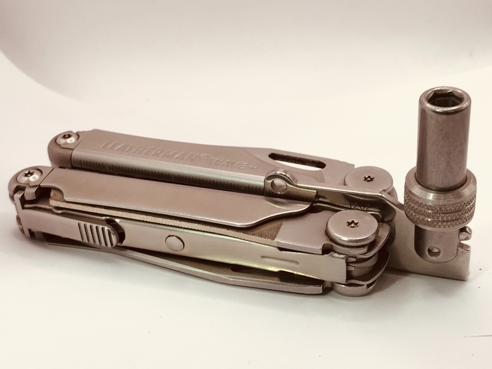 Leatherman Universal Tool Adapter for Original Wave, Super Tool multi tools Disc