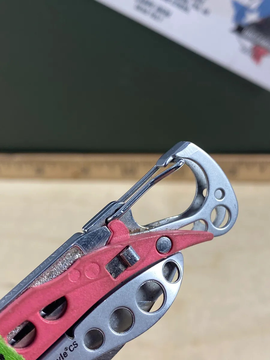 Leatherman Style CS #4. Pink Breast Cancer Awareness Edition. Light usage
