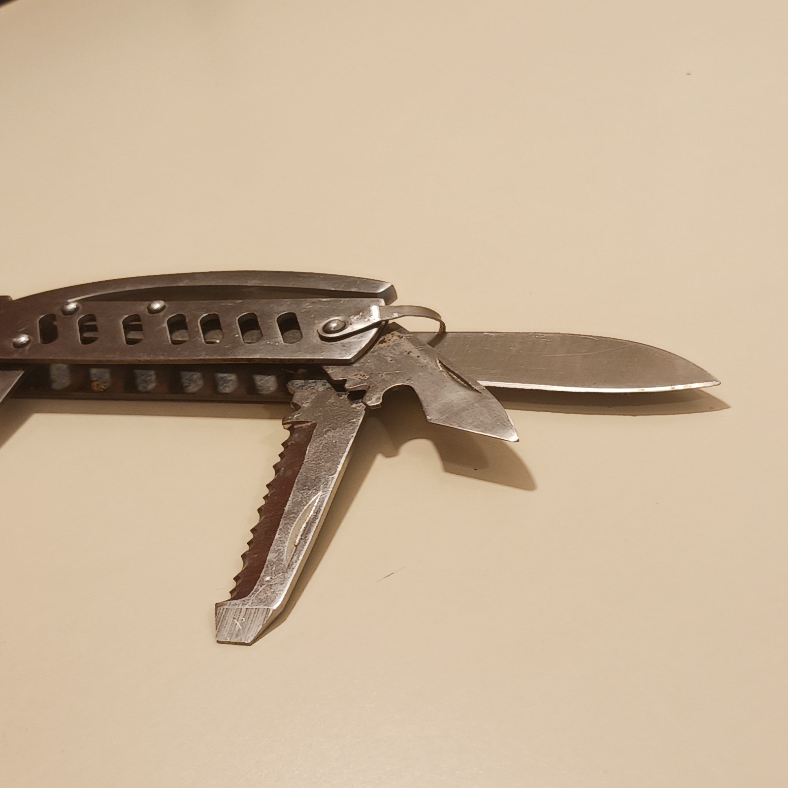 MAXAM 6″ Stainless Steel Multi-Tool Folding Pliers Knife Survival Camping Gear