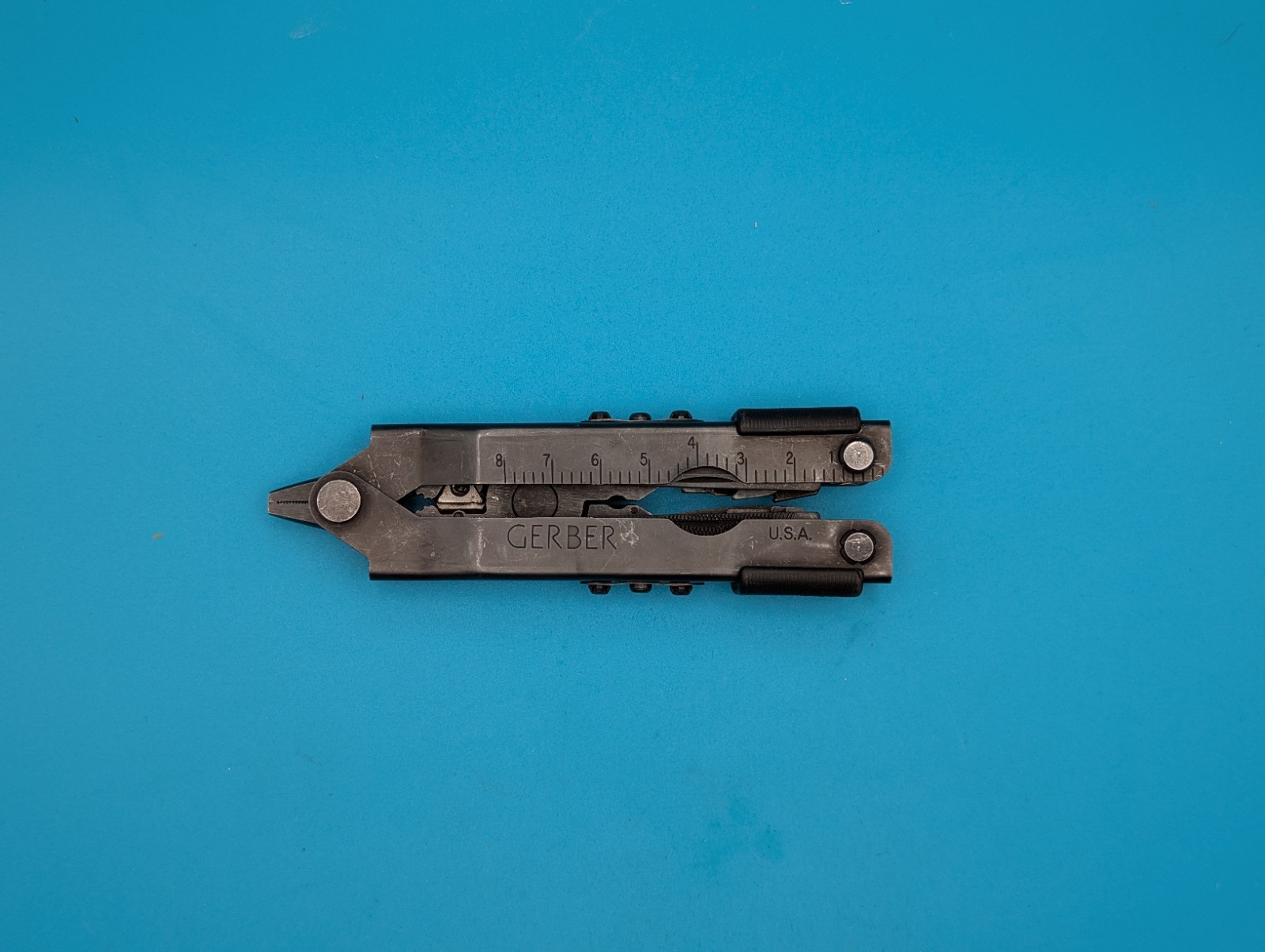 Gerber MP600 Black Oxide Multi-Tool Needle Nose Pliers!