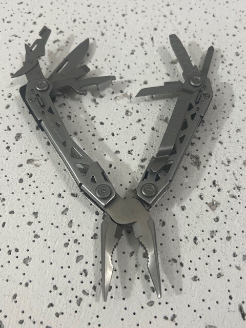 Gerber Suspension NXT Silver Multi-Tool Pilers –
