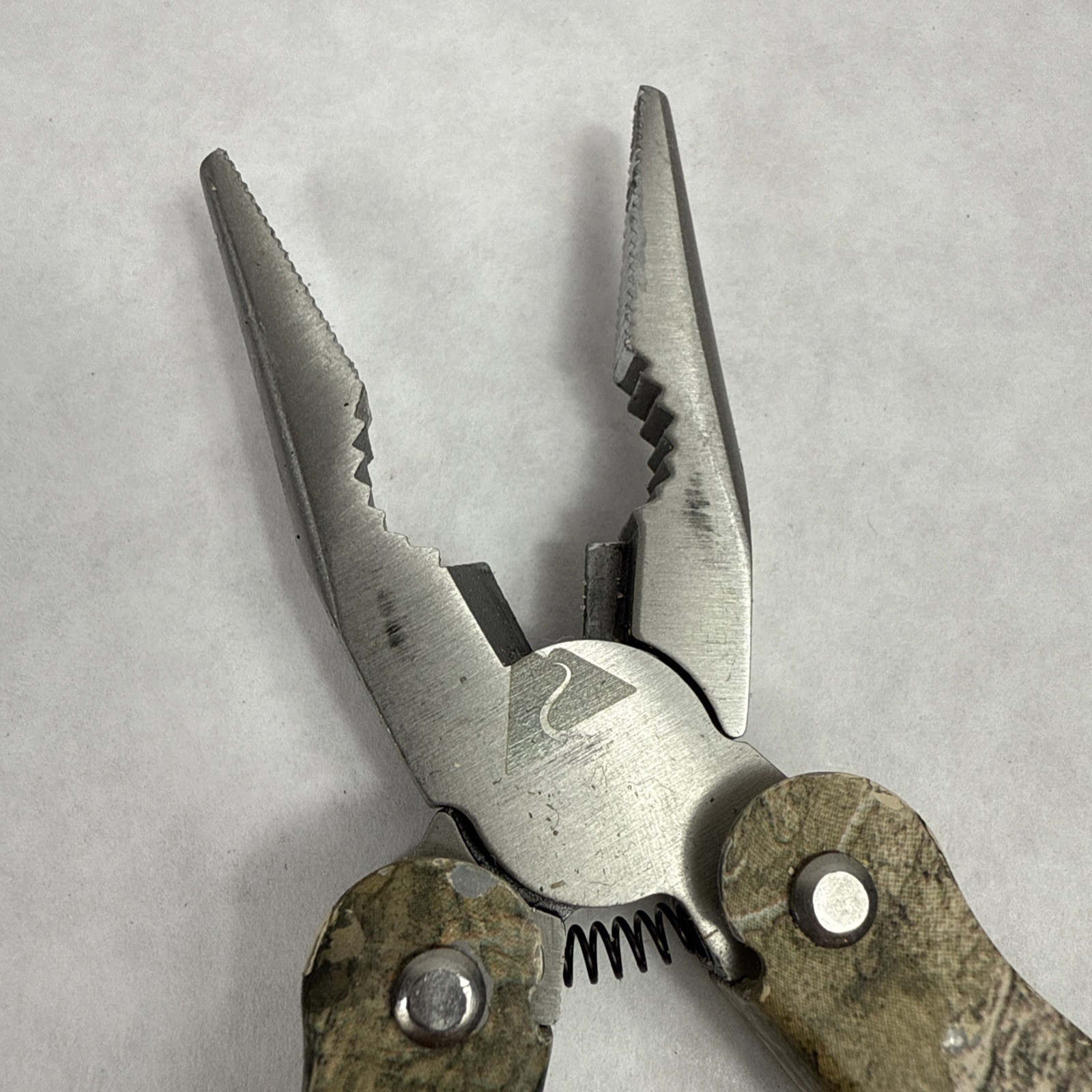Camo Multi Tool Mossy Oak & Ozark Trail *See Photos Read