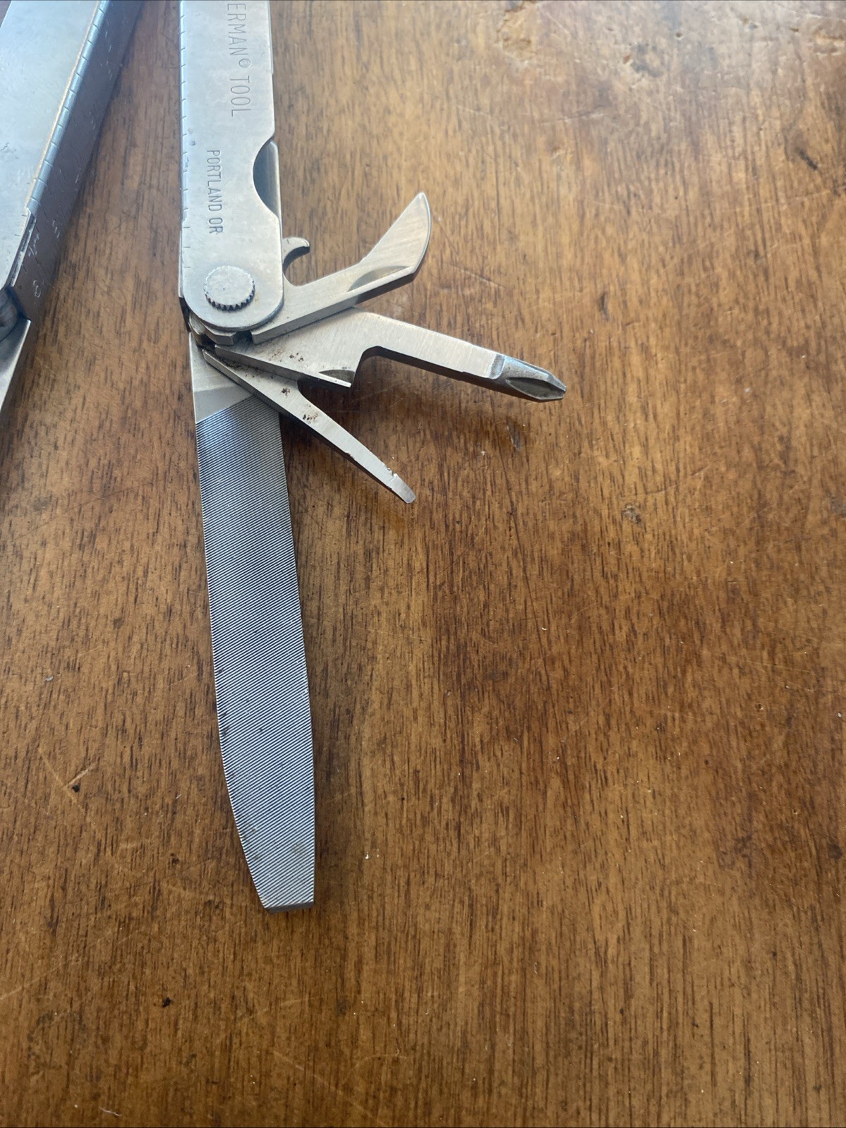 Leatherman Multi-tool Date Code 0896 See Description