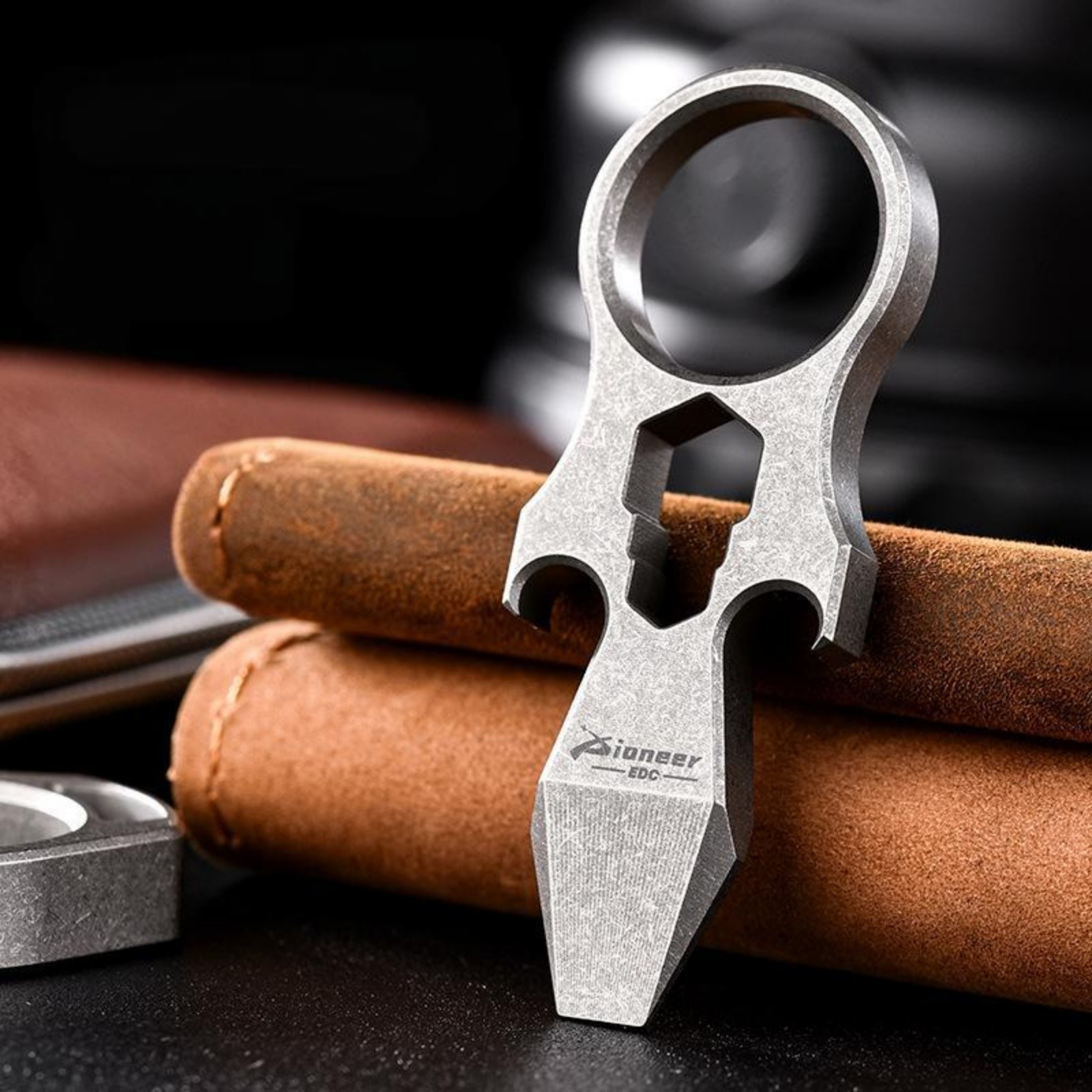 Titanium Alloy EDC Pry Bar Keychain Bottle Opener Wrench Outdoor Survival Tool