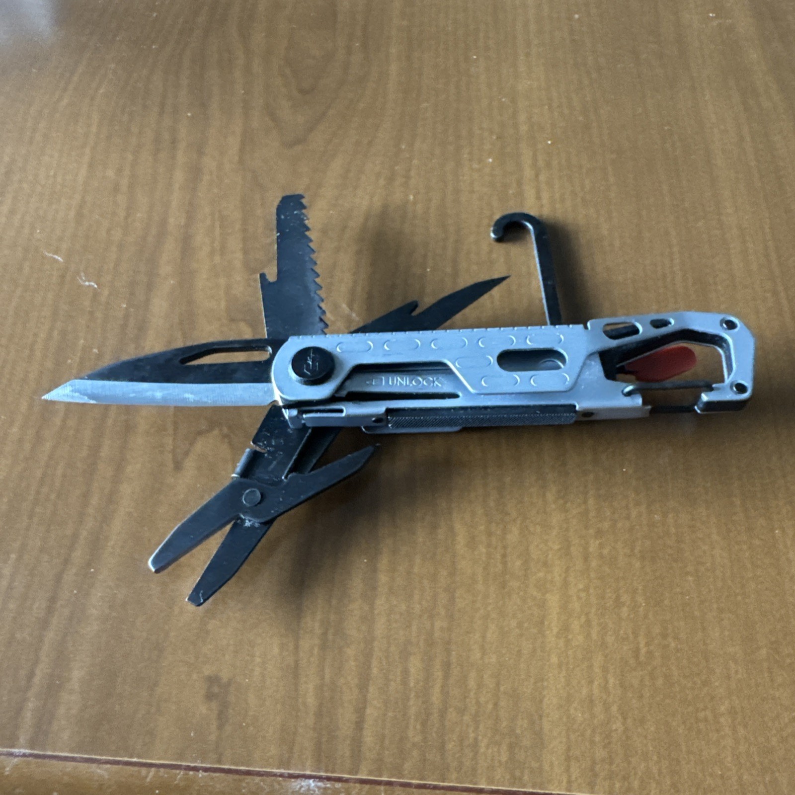 Gerber StakeOut Graphite Multi-Tool 10 Function 9 Tools Knife Carabiner (587)