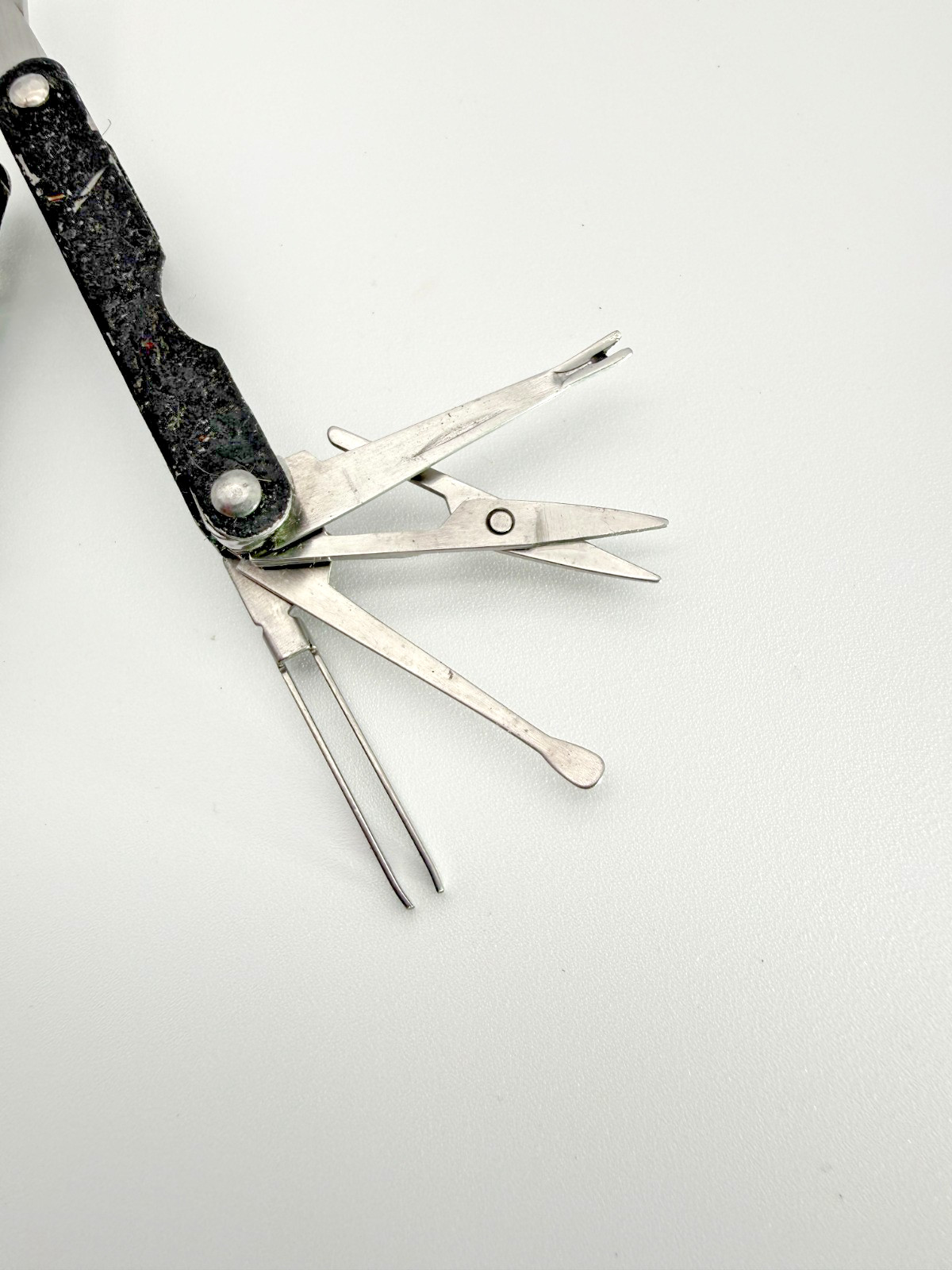 Mini Multi Tool Keychain Scissors Nail File Knife Screwdriver Compact EDC