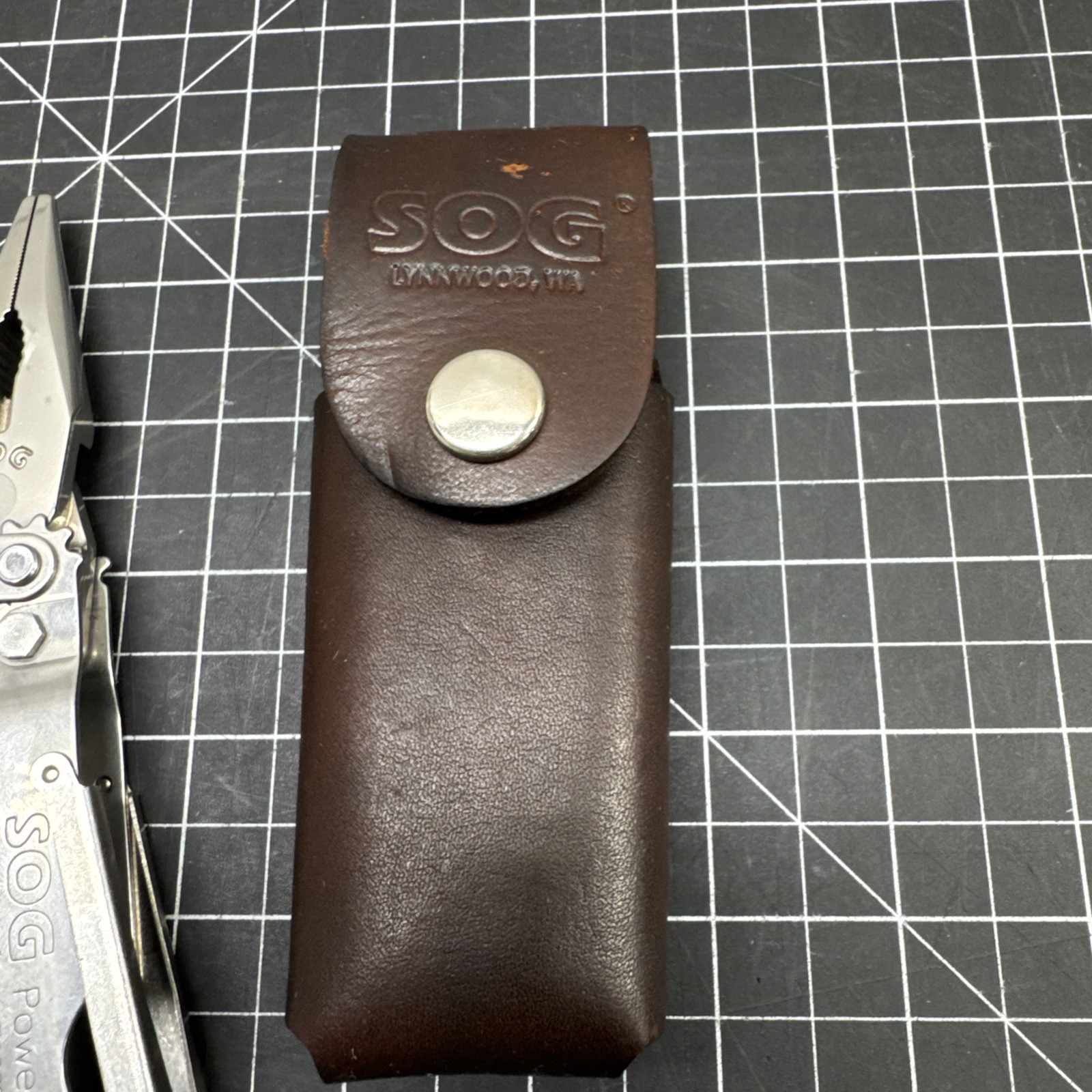 SOG PowerLock Multi Tool Leather Pouch USA Made Excellent Used Condition A H43