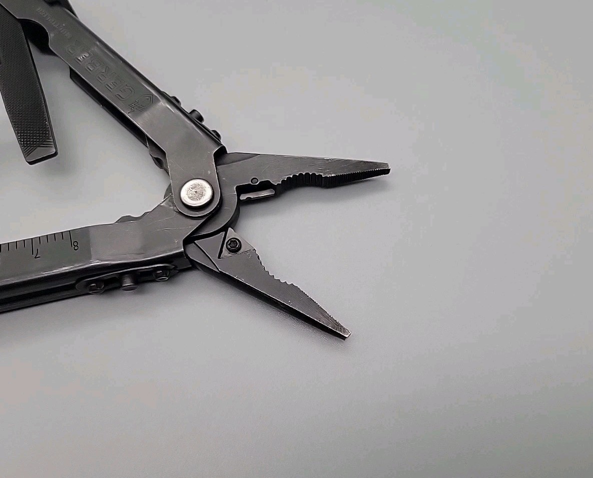 Gerber Multiplier MP600 Multi-Tool – Black – Needle Nose Carbide Cutter Pliers