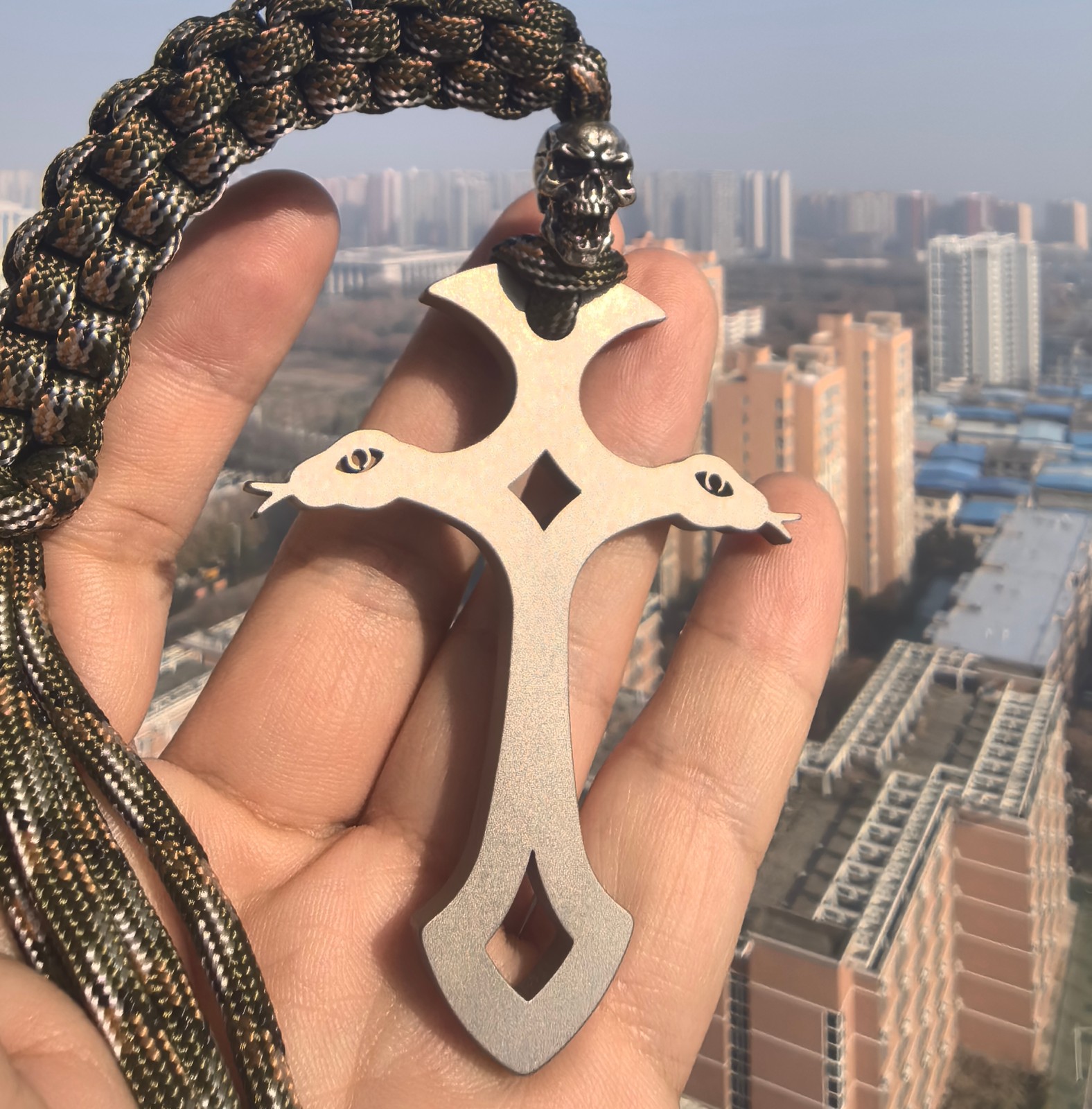 Snake Cross Skull Pendant Titanium Alloy EDC Tool Pendant/Keychain Self-defense