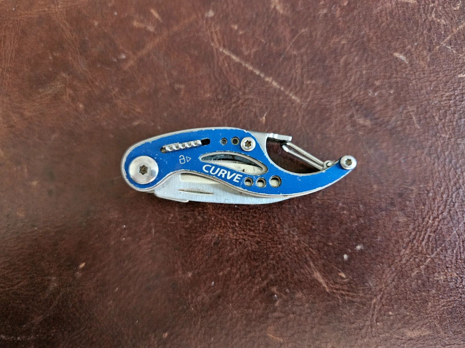 One Gerber Curve Mini Keychain Multi-Tool TSA