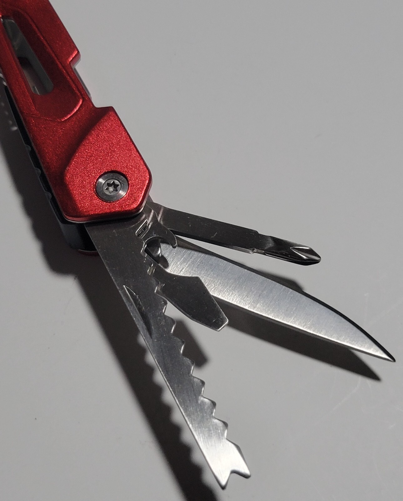Uline Multi Tool Folding Pocket Tools Multifunctional Pliers Red