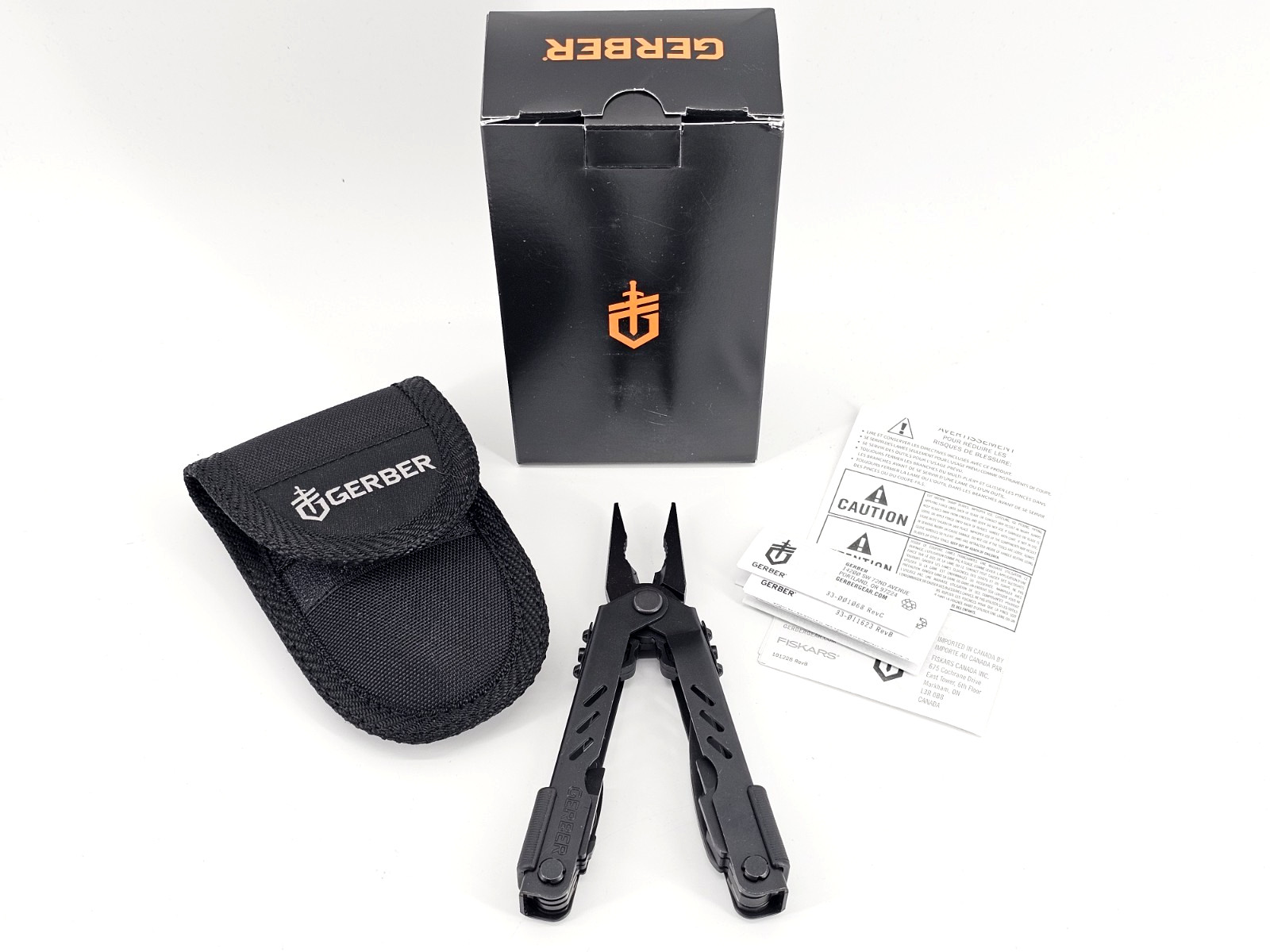 NEW Gerber MP400 Compact Sport Multi-Tool w/ Sheath (Black)