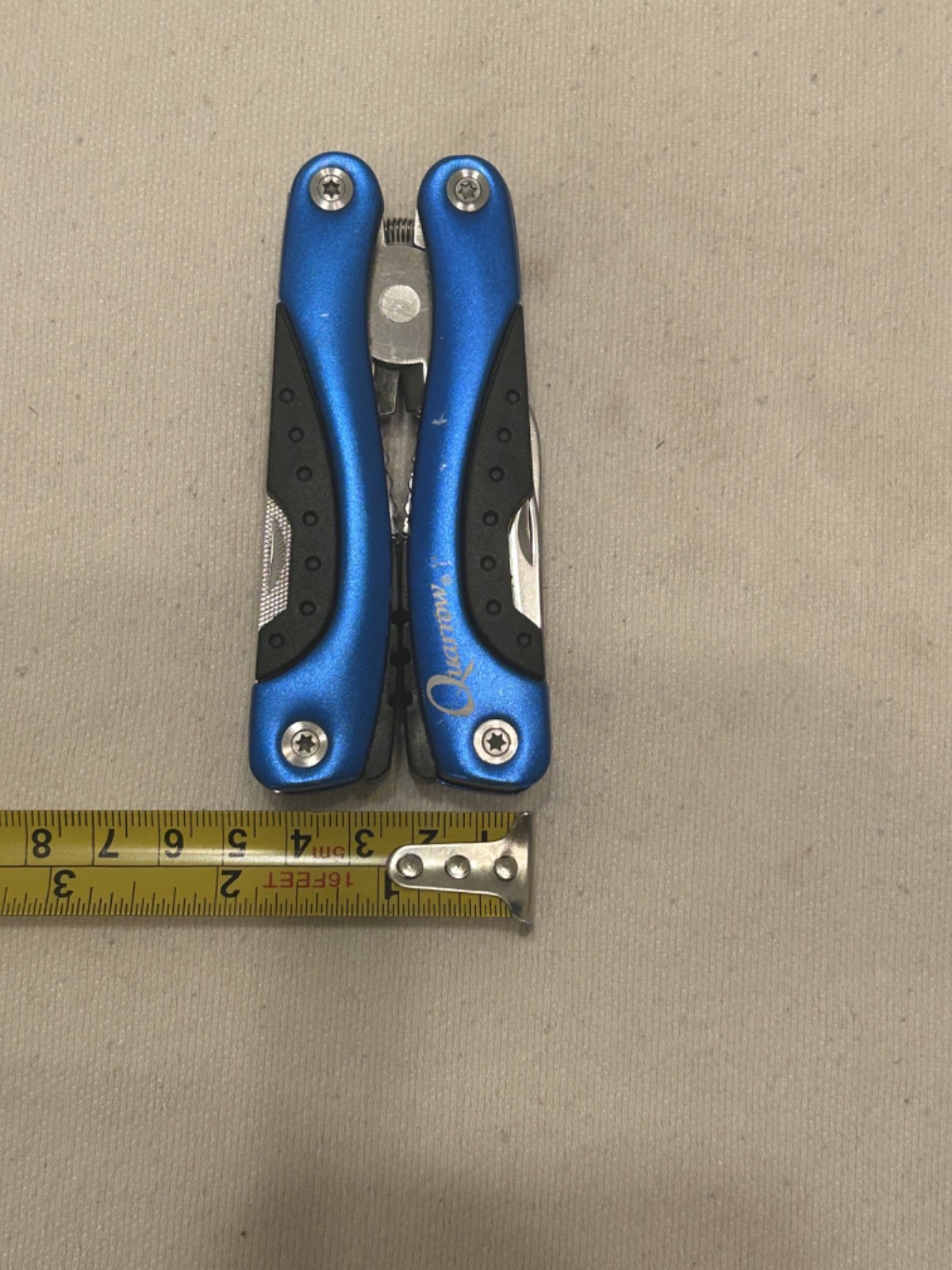 Quarrow Blue Multi-Tool 9 Tools Knife Pliers File Screwdrivers Leatherman