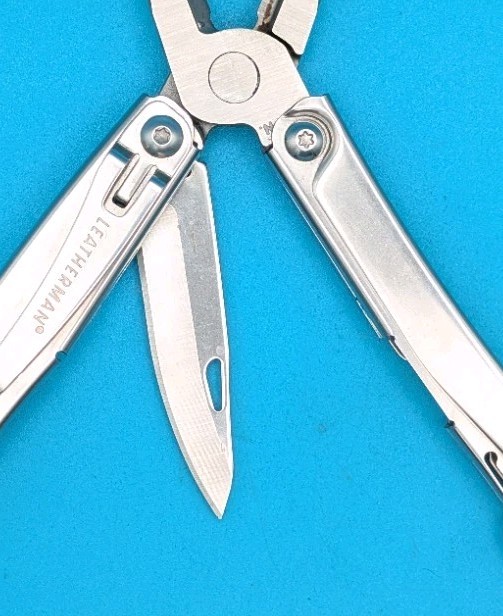 Leatherman Rev 3.8″ Multi-Tool, Stainless!