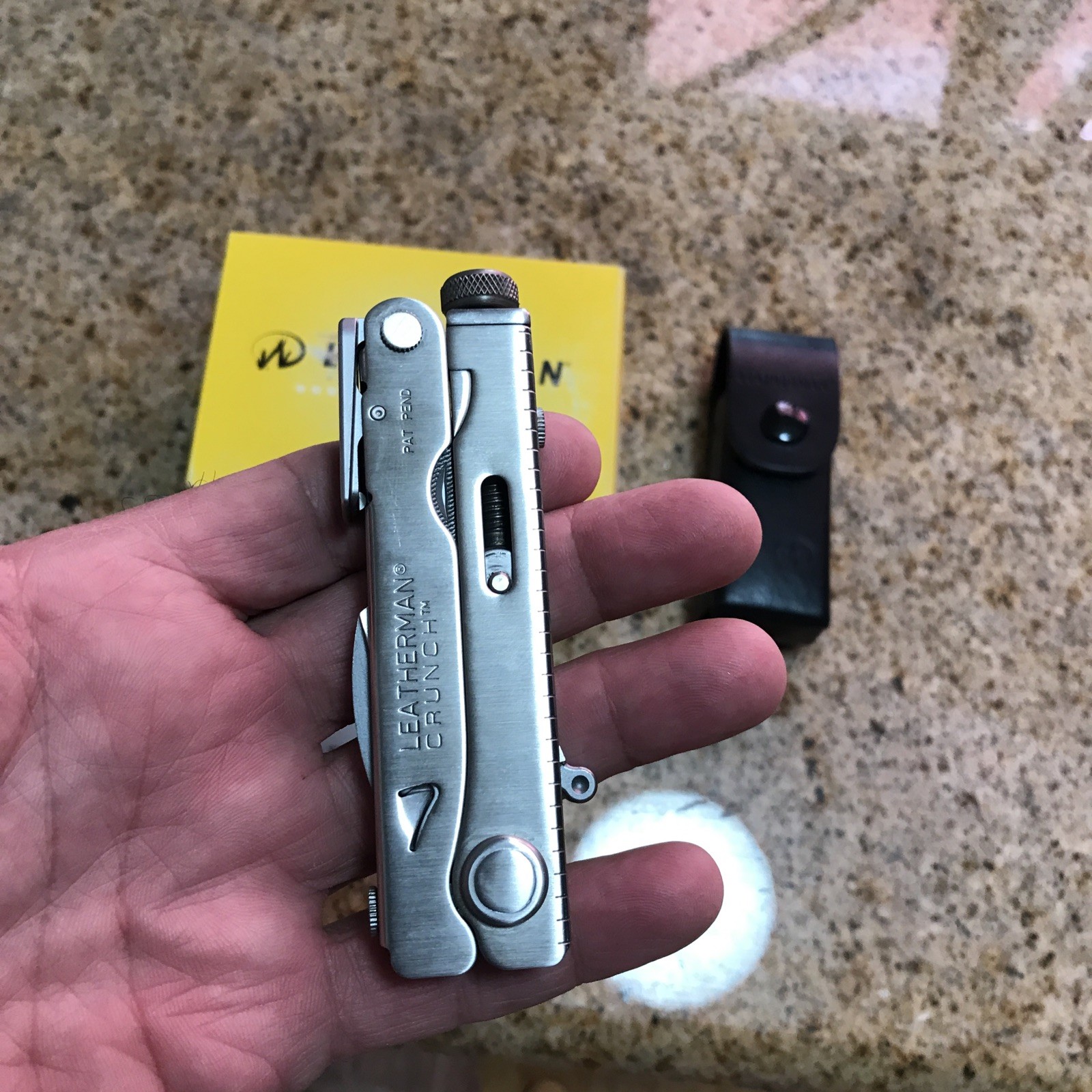 Leatherman Crunch multitool, Leather Sheath, Made in USA in 2011 Mint Condition