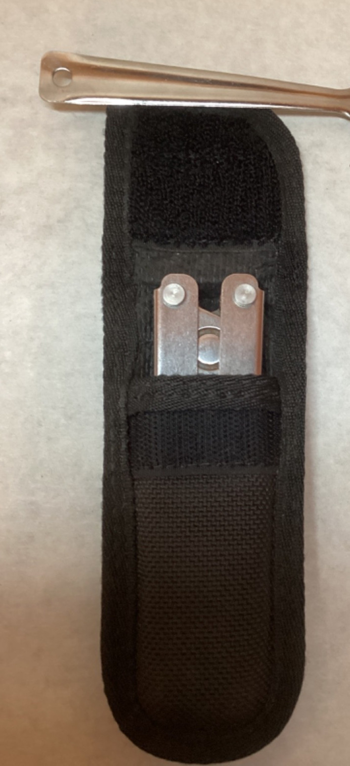 VTG 90’s Gerber Multi Tool w case Needlenose Pliers Screwdriver Knife Outdoors