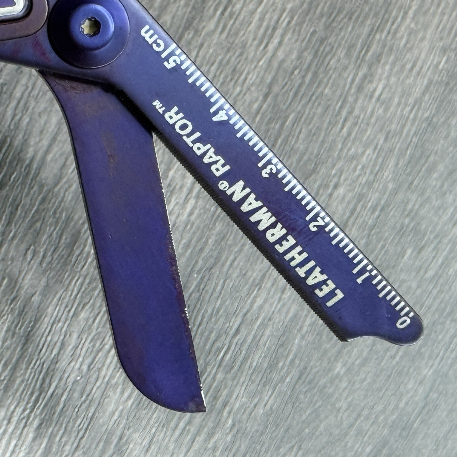 Leatherman Raptor Glow Limited Edition Raptor Purple Raptor Purple Glow 341/500