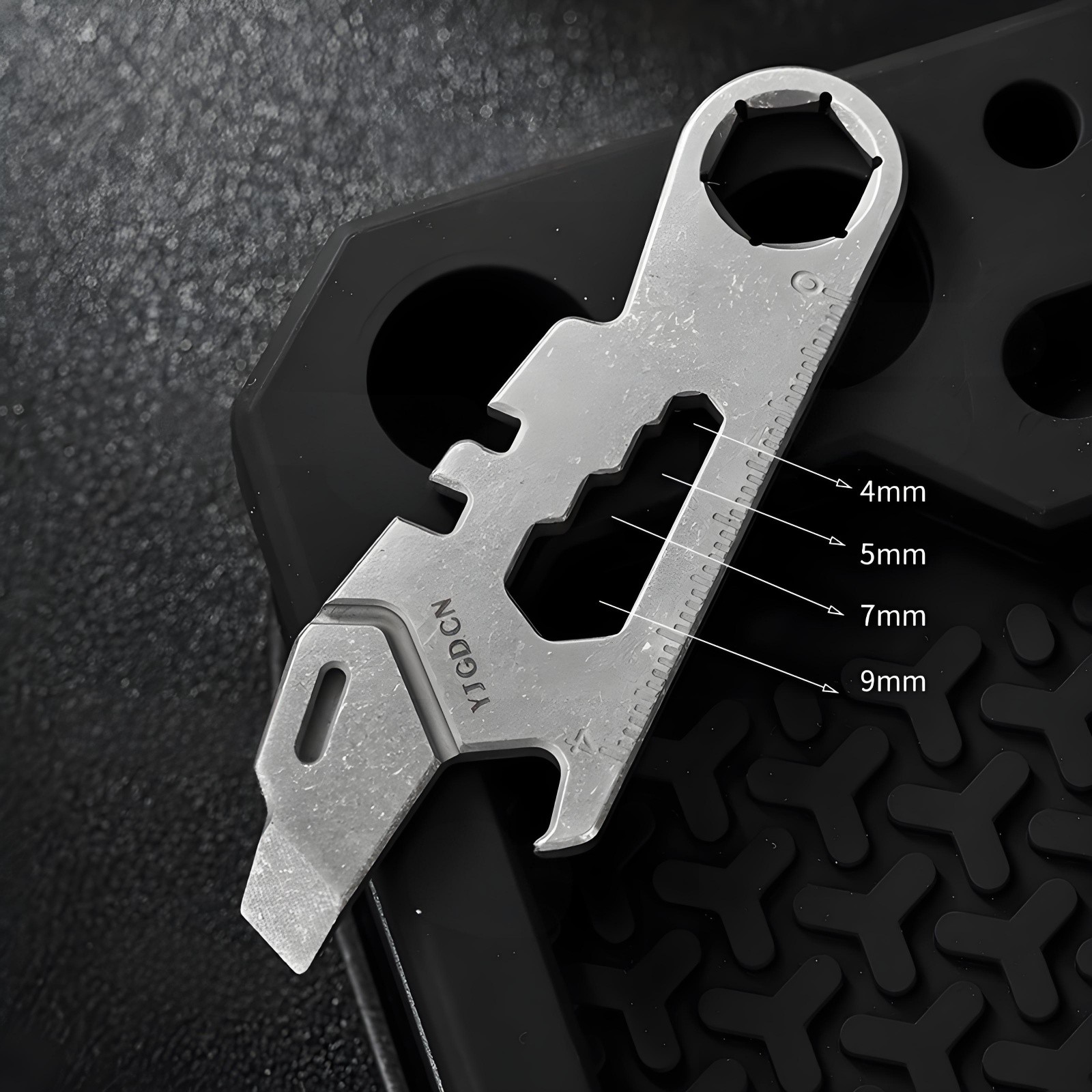 Titanium Alloy EDC Multi-Tool Pry Bar Bottle Opener Wrench Outdoor Gear Portable