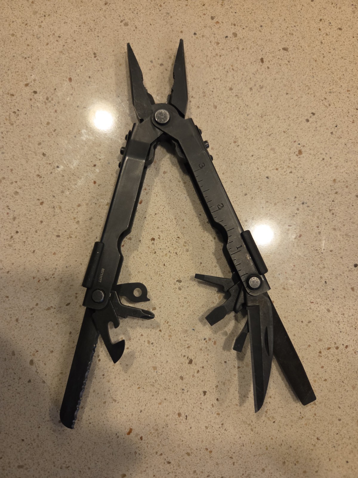 Gerber 30-000314 Multi-Plier 600 Multi-Tool – Black with Carrying Case