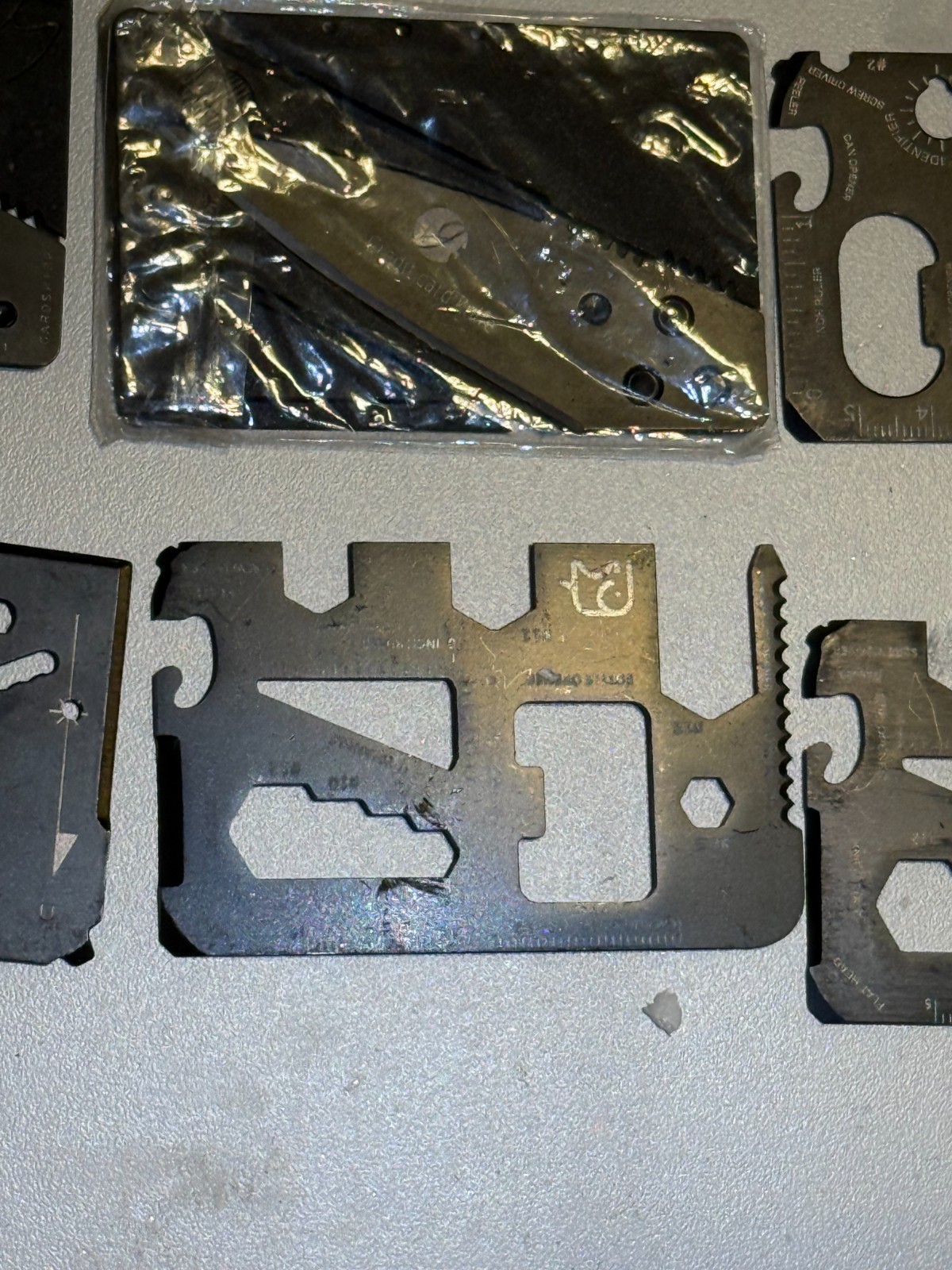 15 MULTIPURPOSE POCKET SURVIVAL TOOLS 4-716-B1-2-8 $5 OBO