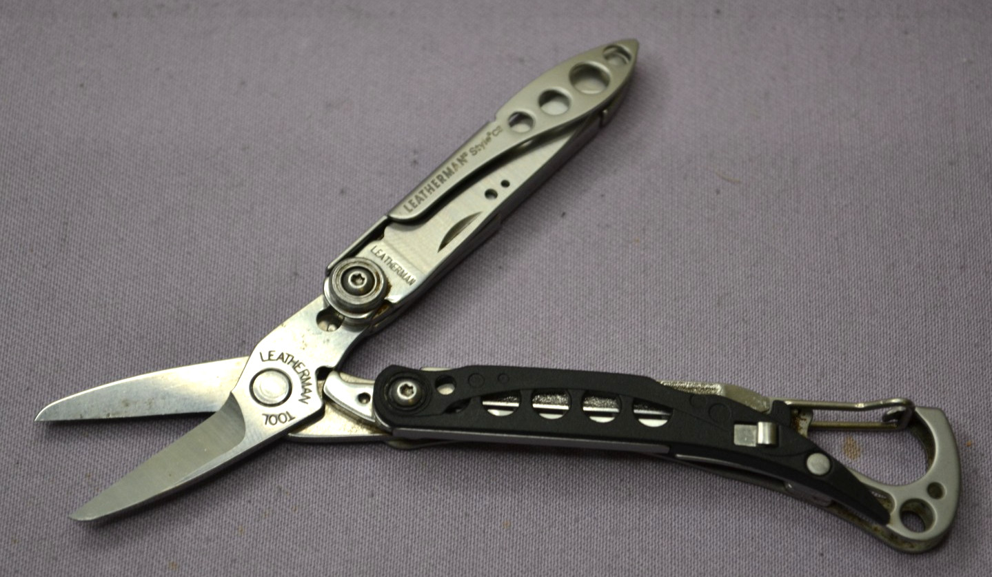 OEM Leatherman Style CS Black Stainless Multi-Tool Knife Discontinued USA–Great