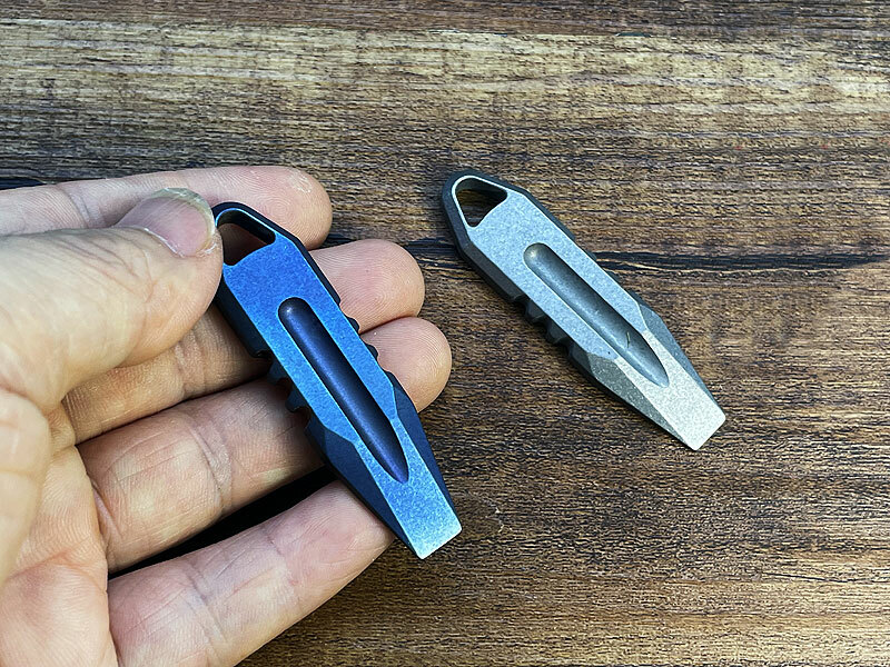 EDC Titanium Alloy Pocket Mini Pry Bar Crowbar Tool Key chain Pendant Necklace