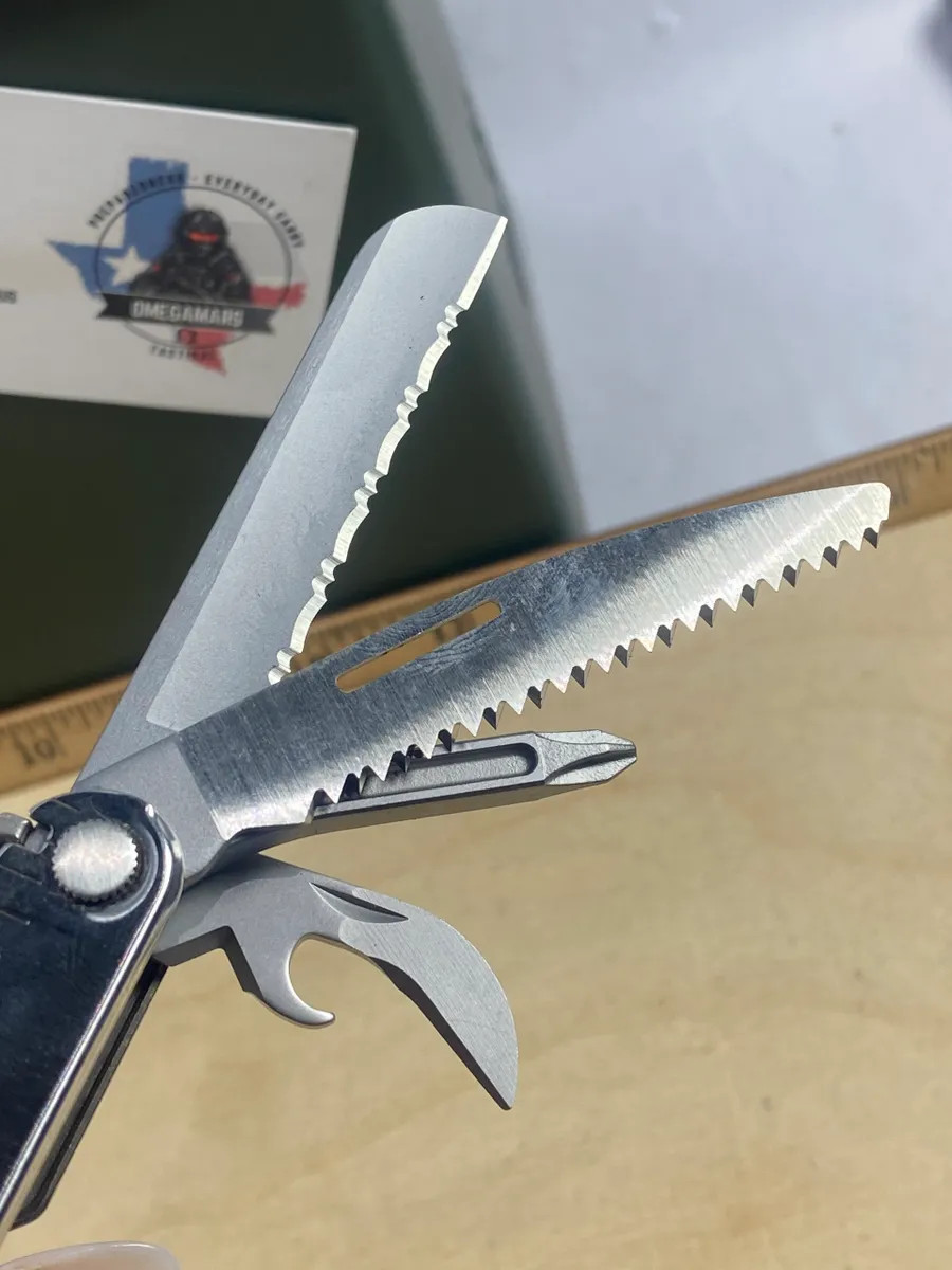 Leatherman Rebar #R1. Saw appears used, the rest looks/feels brand new.